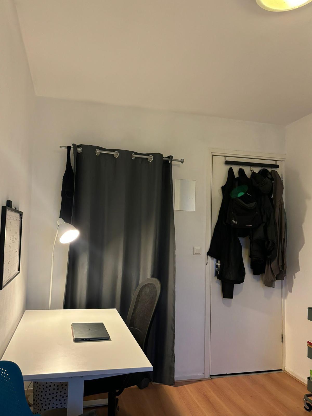 show all photos of Oppenheimstraat