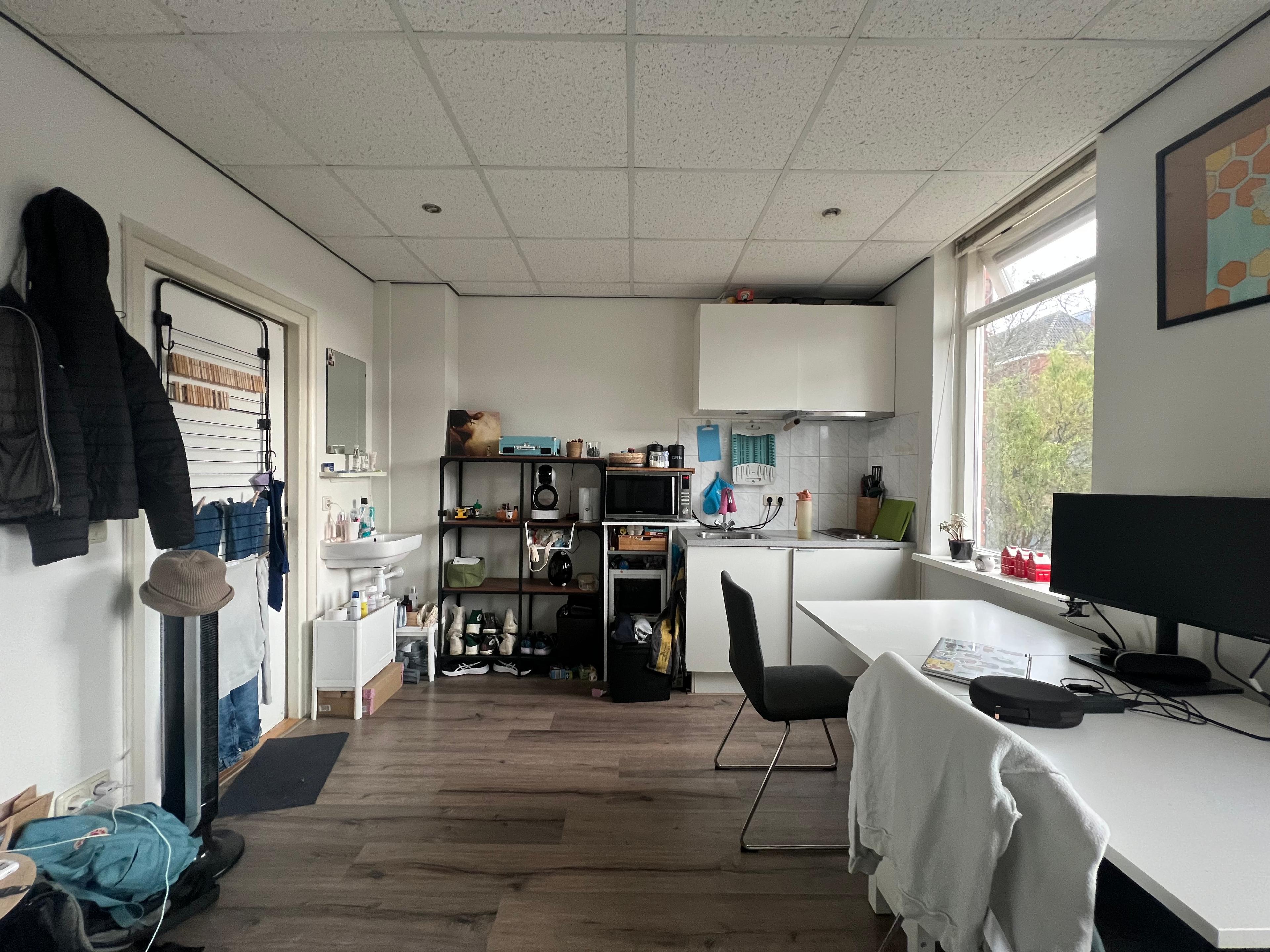 show all photos of Emmastraat