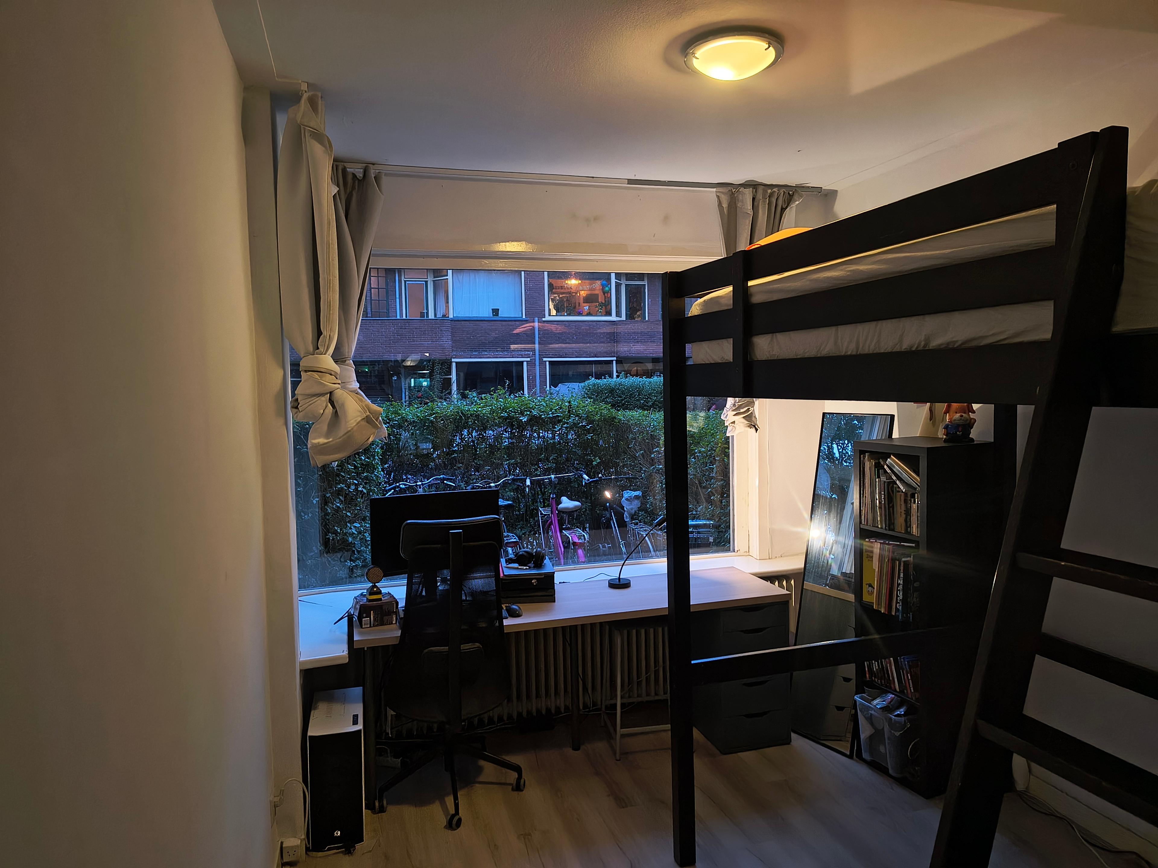 show all photos of Celebesstraat