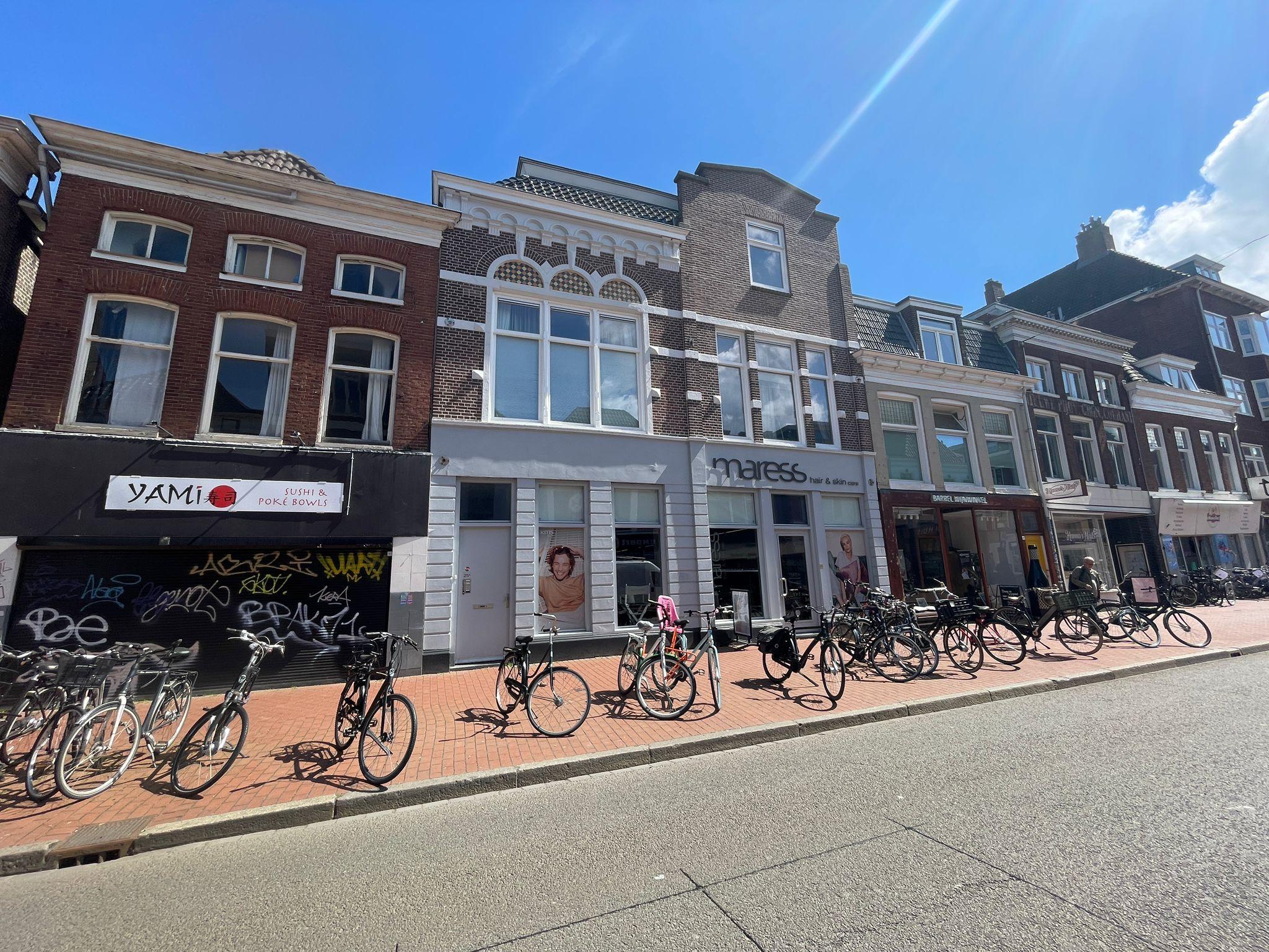 show all photos of Nieuwe Ebbingestraat