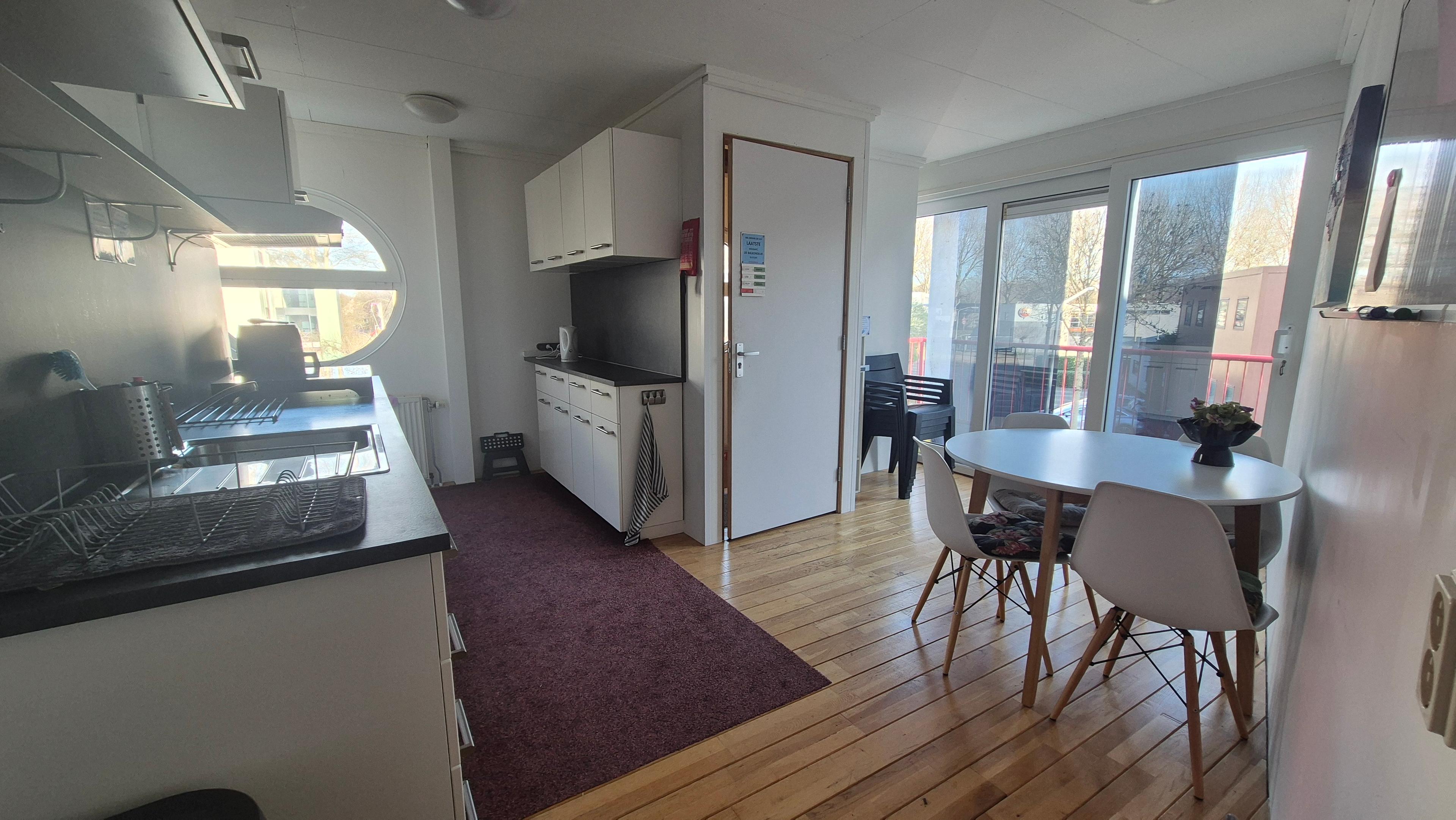 show all photos of Randstad 21