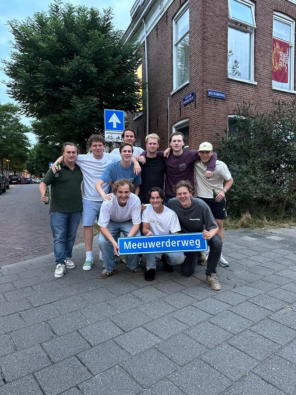 show all photos of Meeuwerderweg