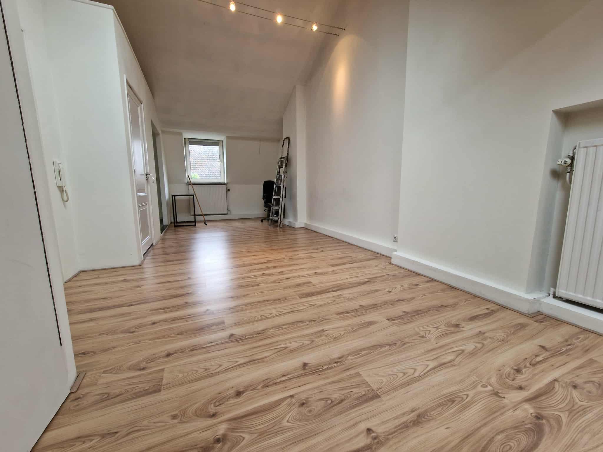 show all photos of Louis Loyensstraat