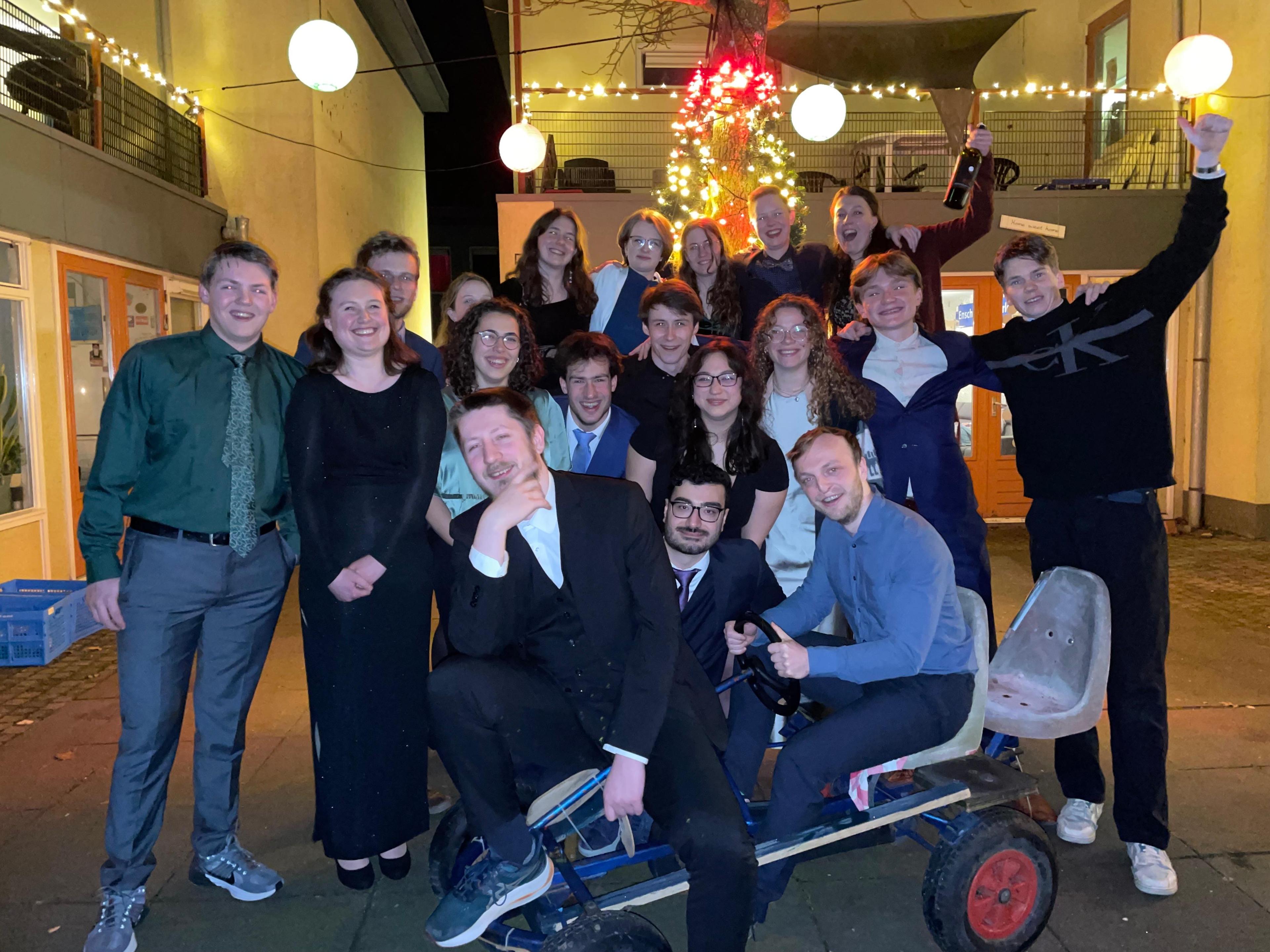 show all photos of Campuslaan