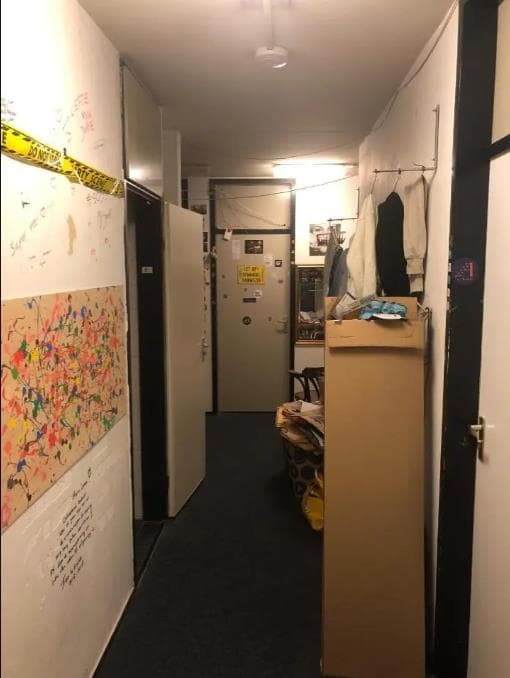 show all photos of Laaressingel