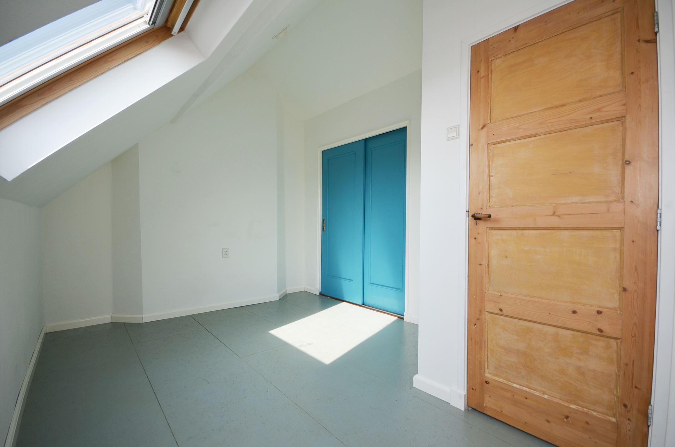 show all photos of Rederijkerstraat