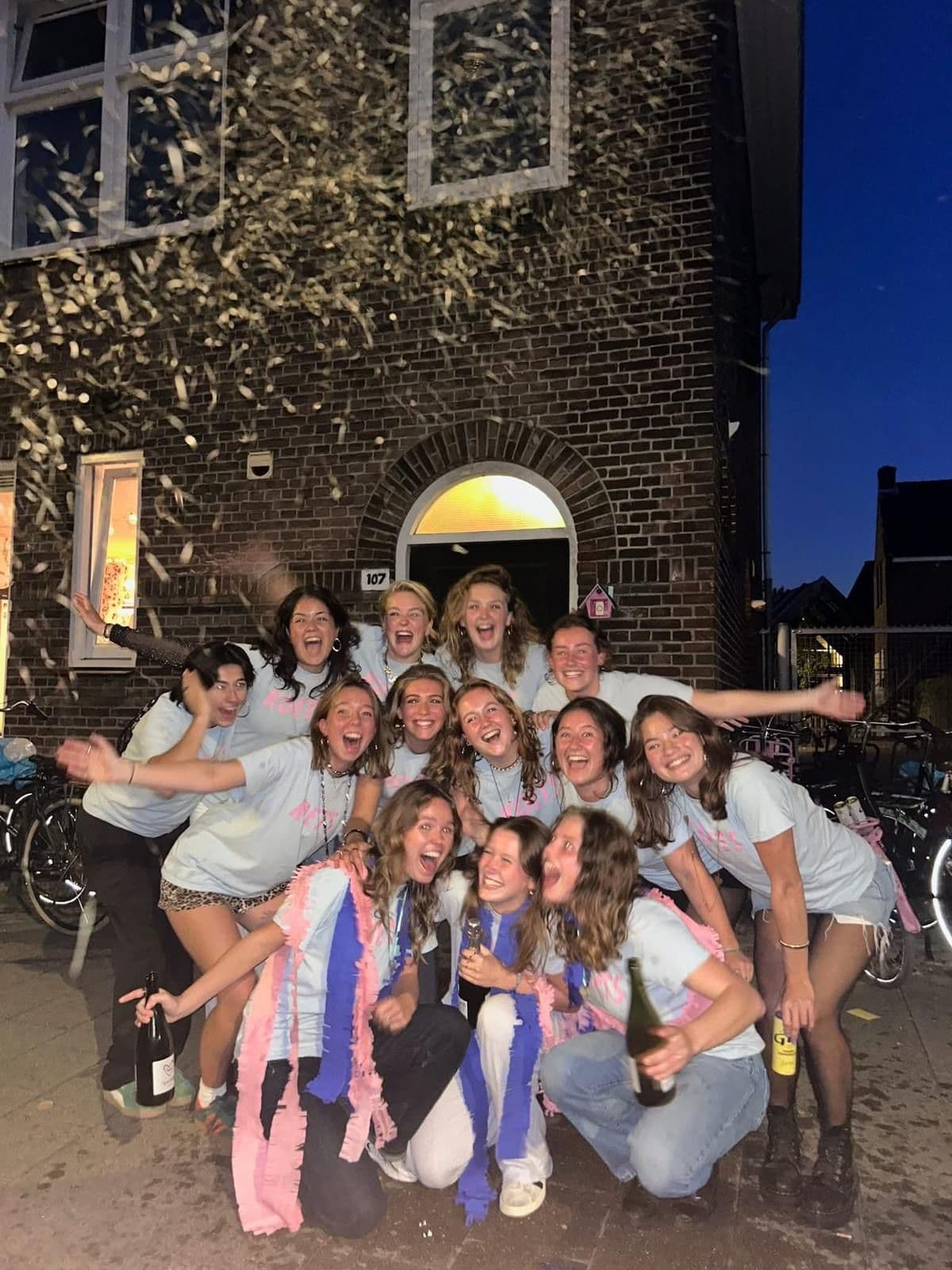 show all photos of Simonsstraat