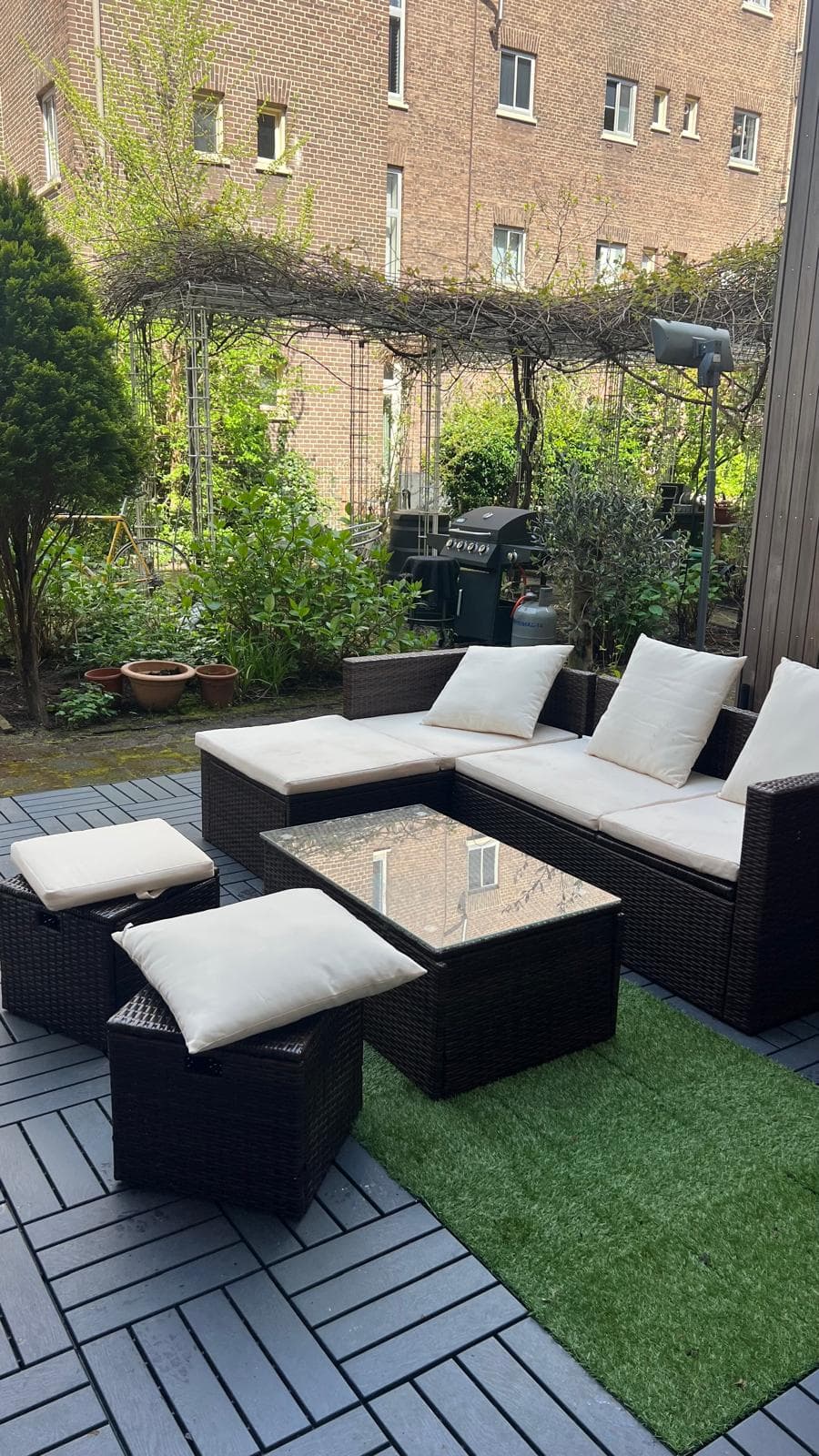 show all photos of Van Houweningenstraat