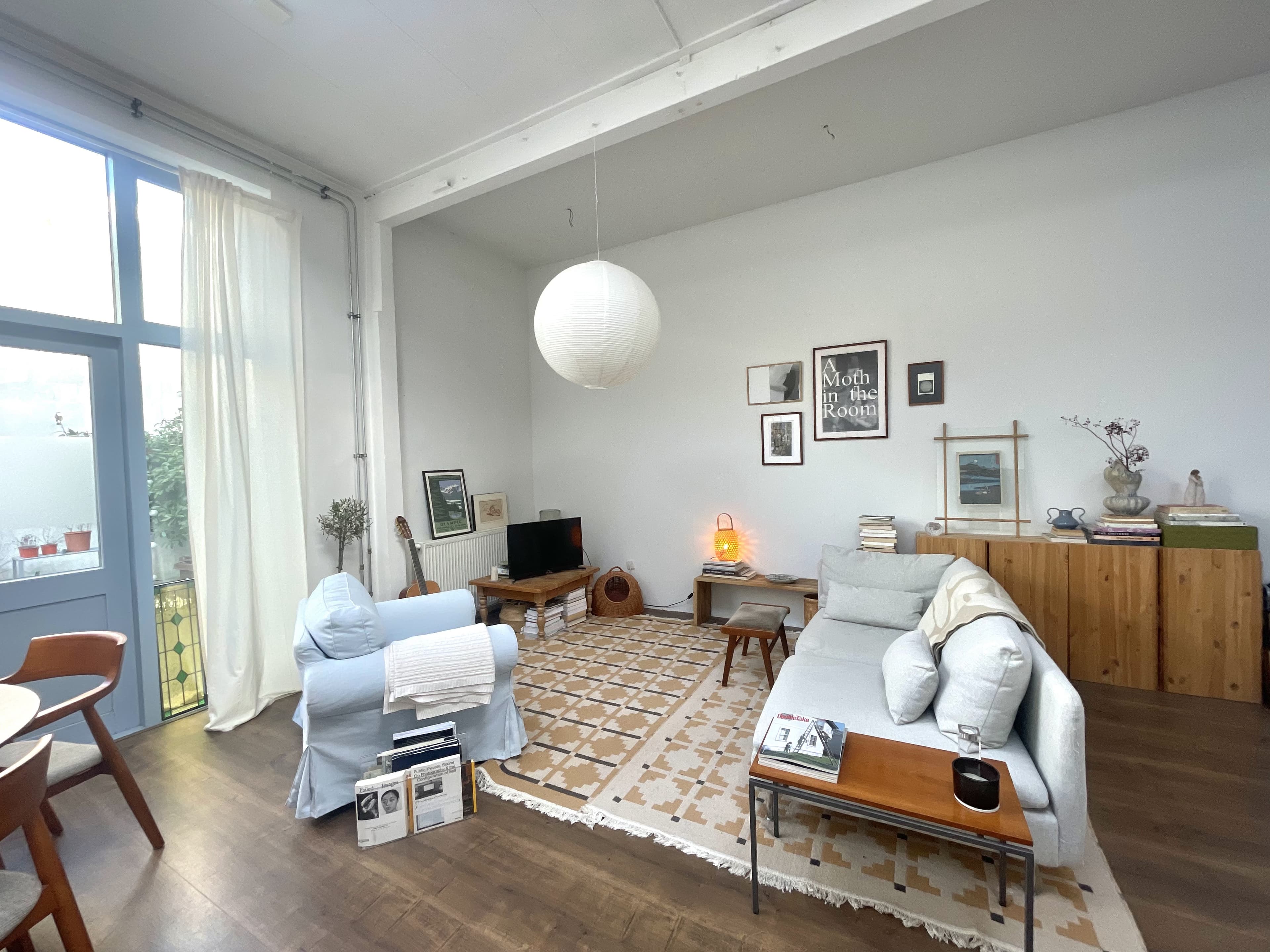 show all photos of Esdoornstraat