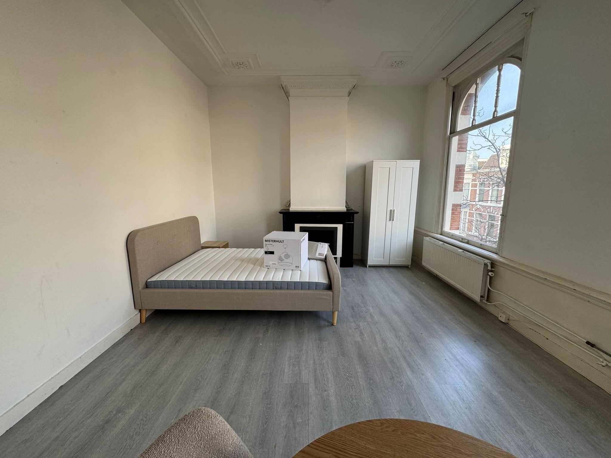 show all photos of Sweelinckplein