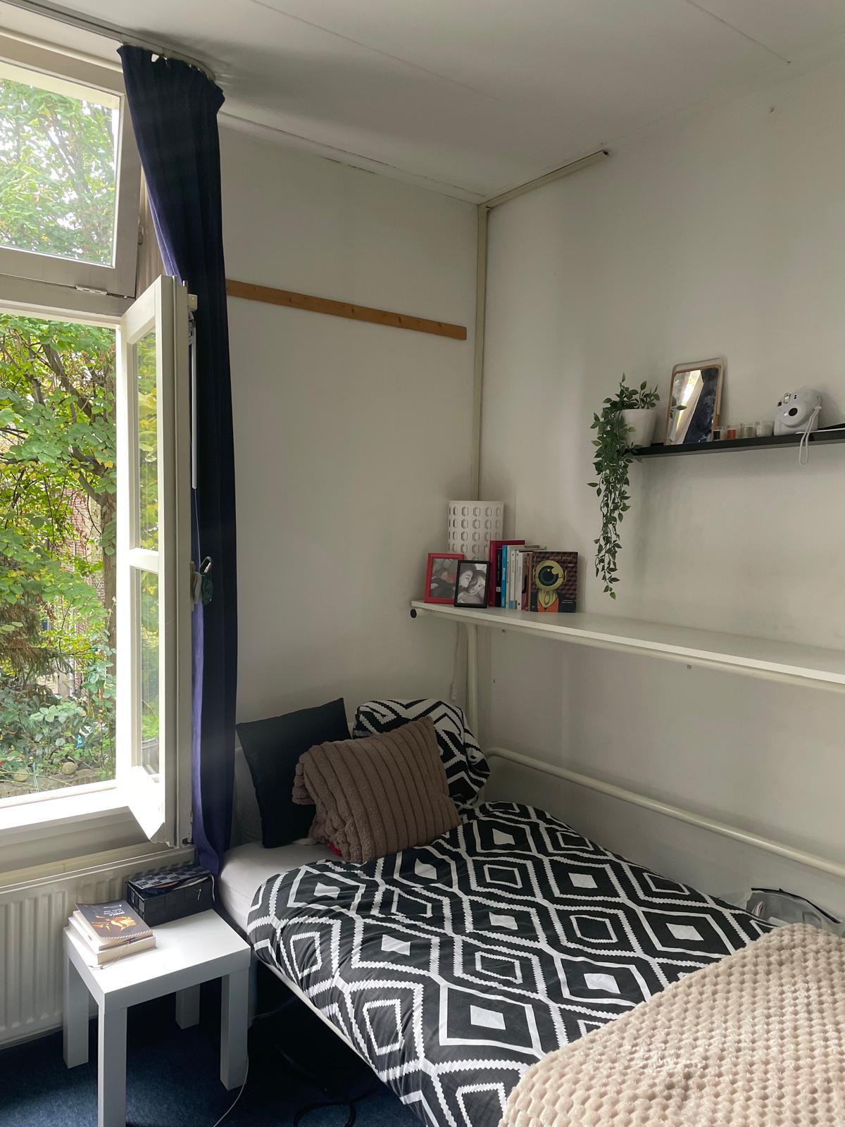 show all photos of Heilige Geeststraat