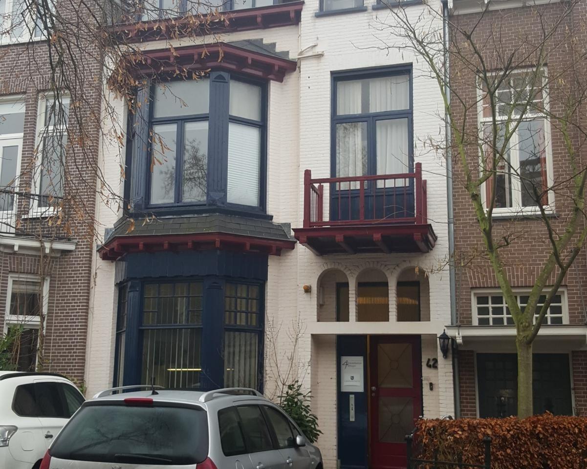 show all photos of Sweerts de Landasstraat