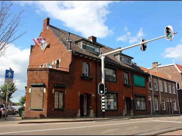 show all photos of Veldhovenring