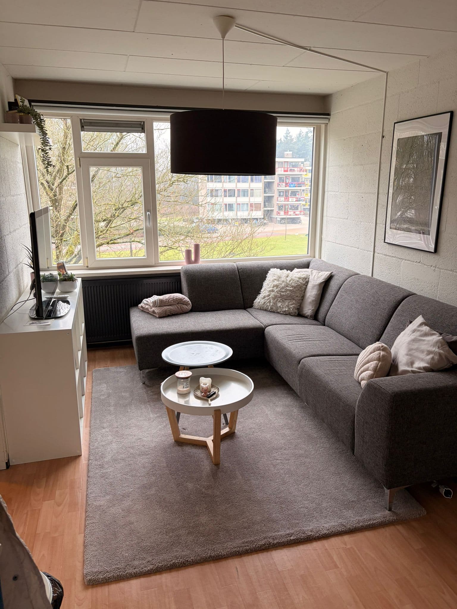 show all photos of Calslaan