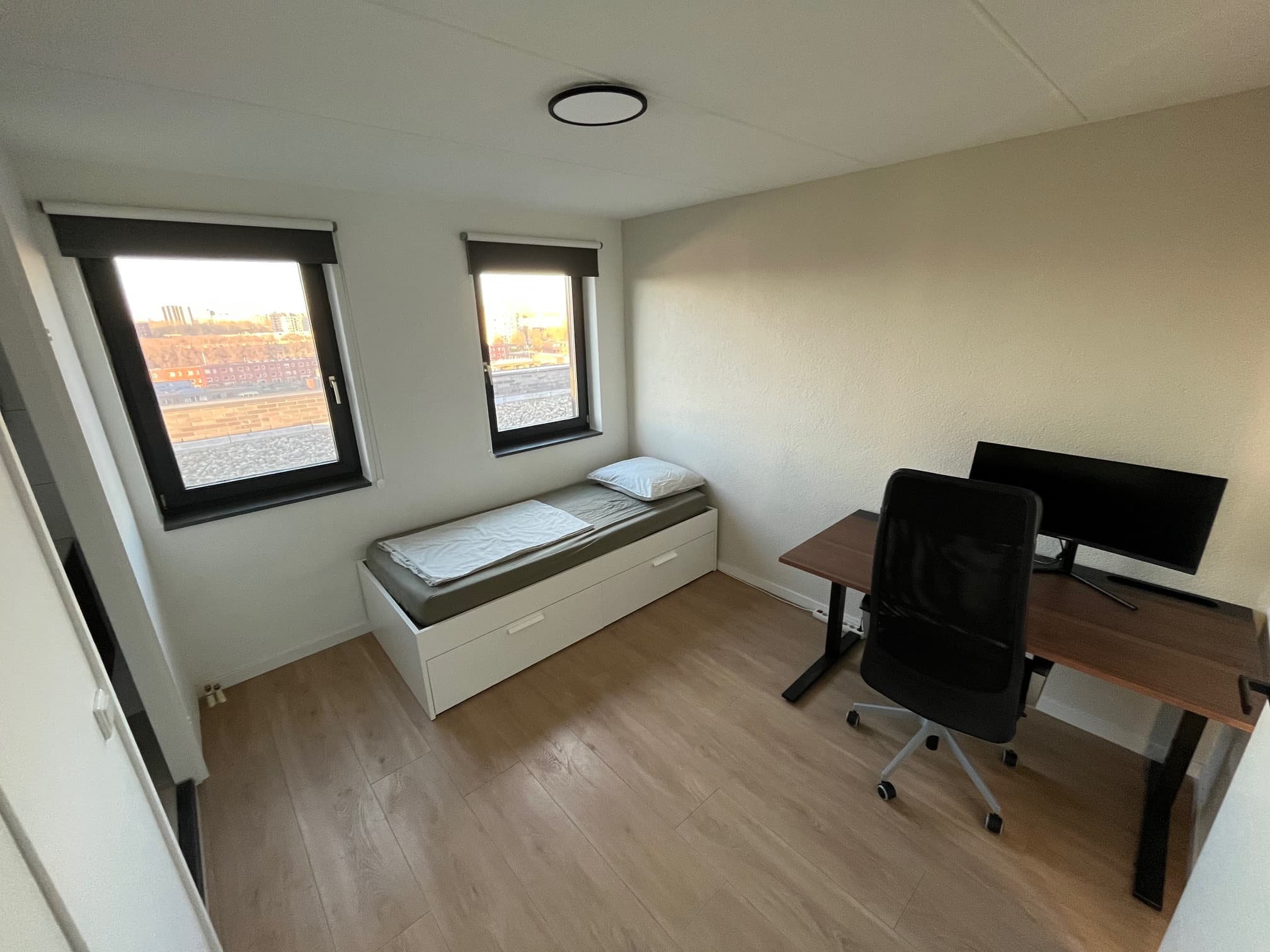 show all photos of Laan op Zuid