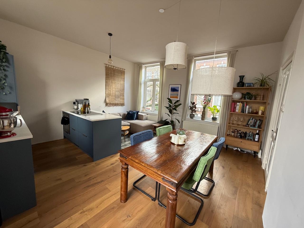 show all photos of Leistraat