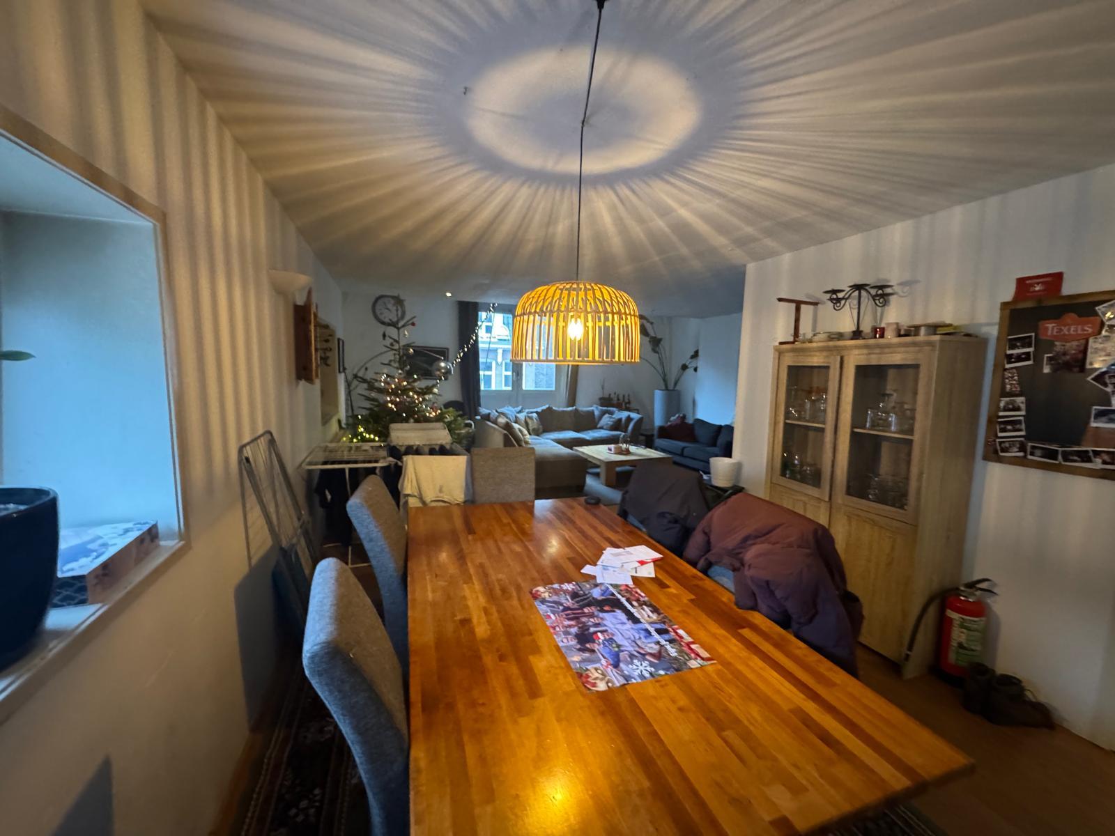 show all photos of Reguliersdwarsstraat