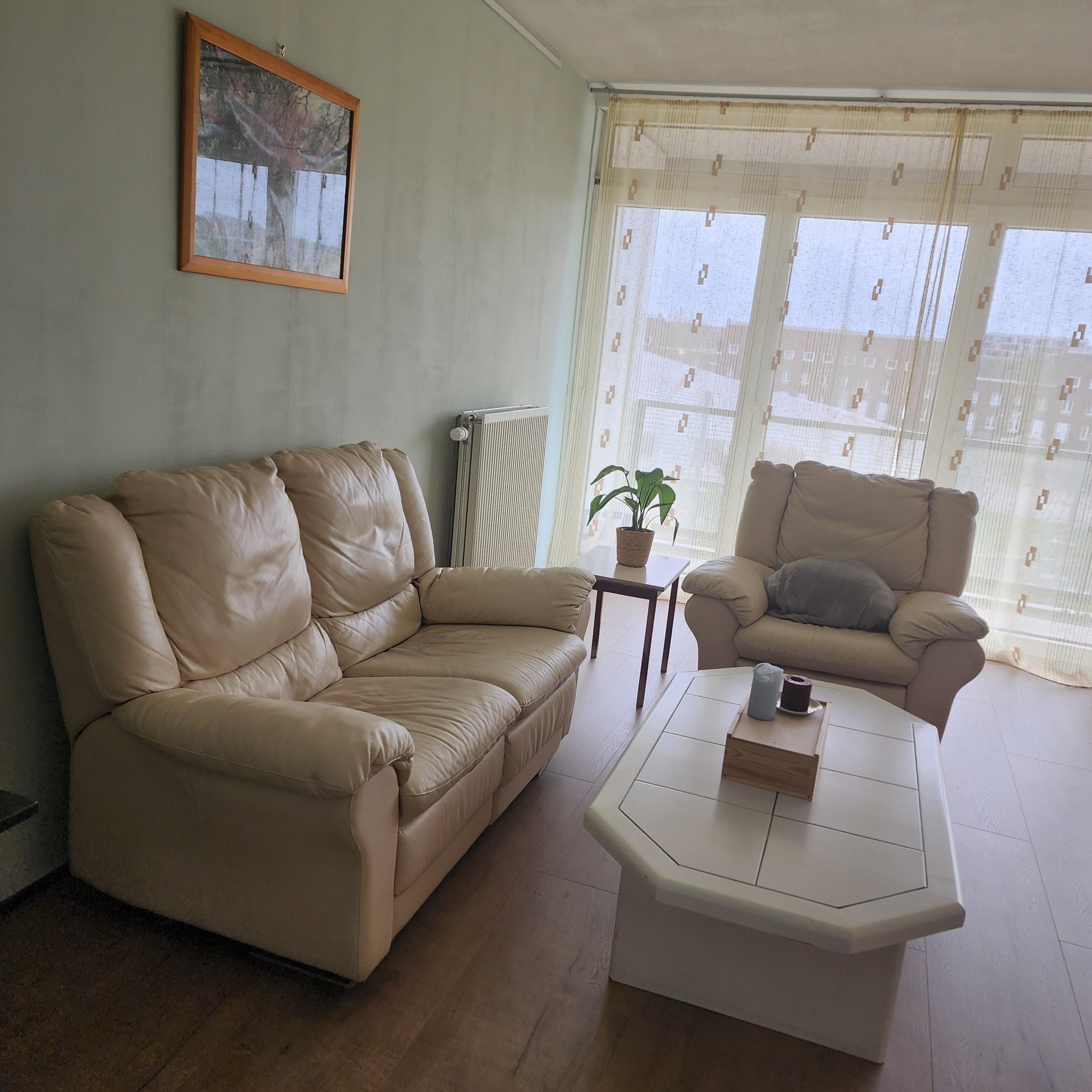 show all photos of Operettelaan