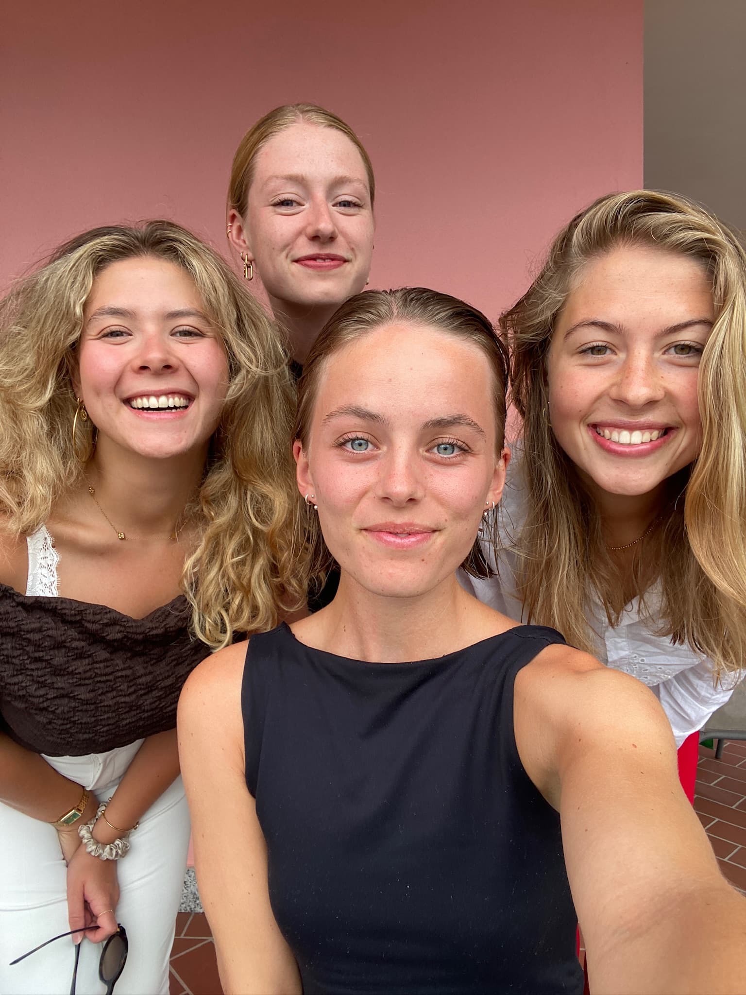 show all photos of Buitenwatersloot