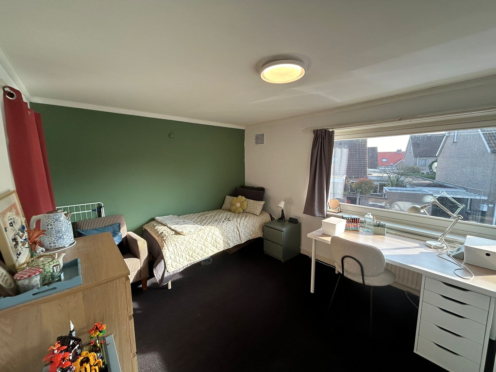 show all photos of Emmastraat