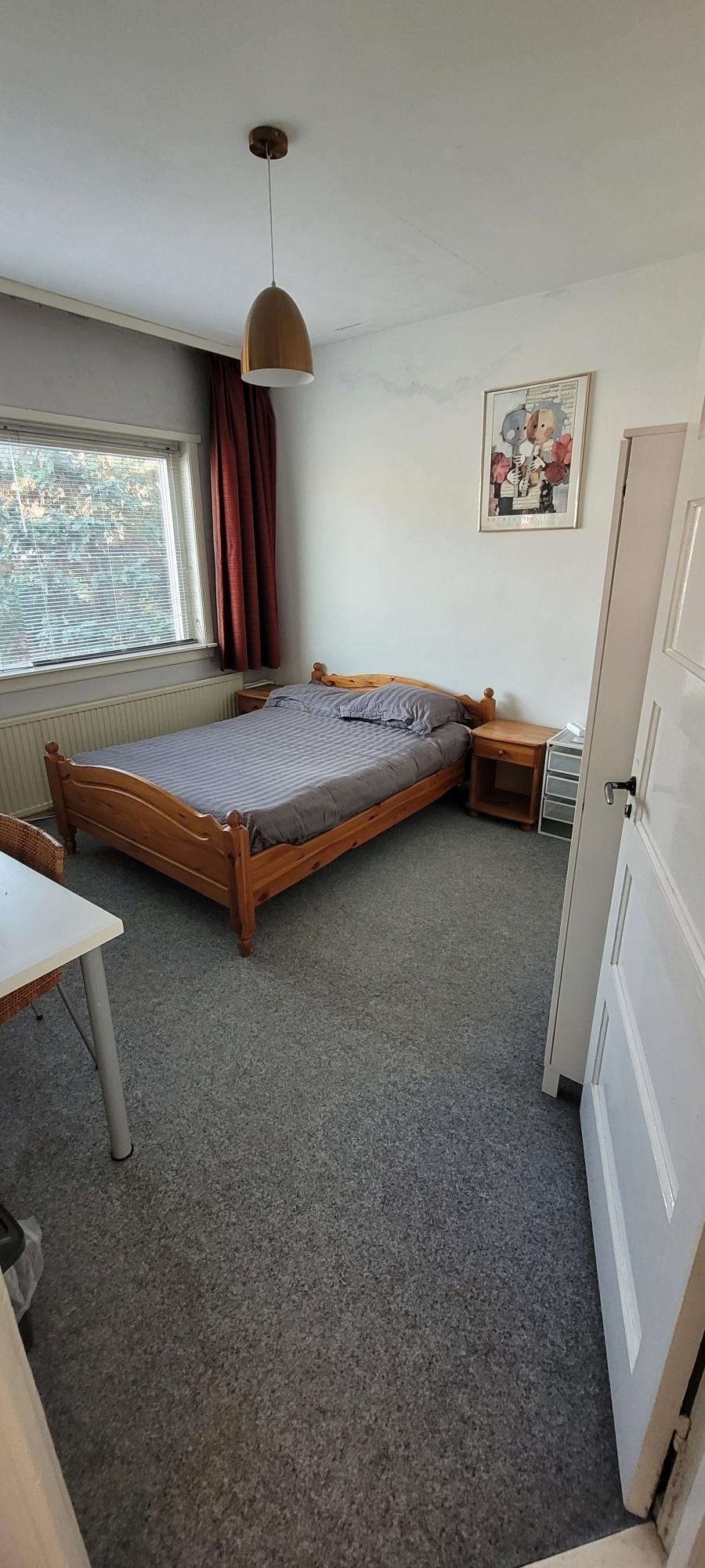 show all photos of 1e Bottelroosstraat