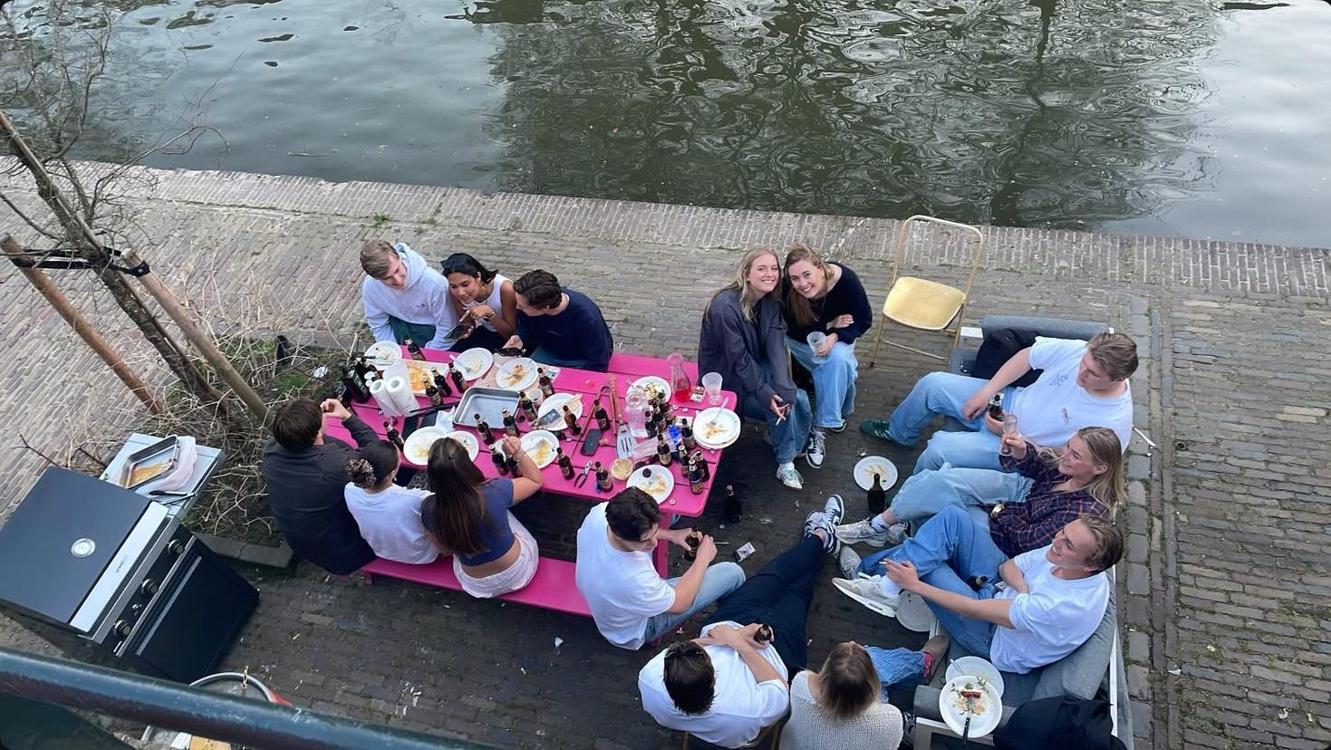 show all photos of Oudegracht