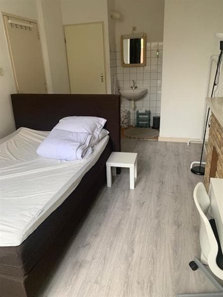 show all photos of Willebrordusstraat