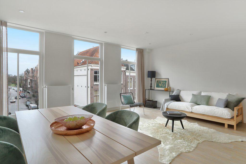 show all photos of Pieter Cornelisz. Hooftstraat