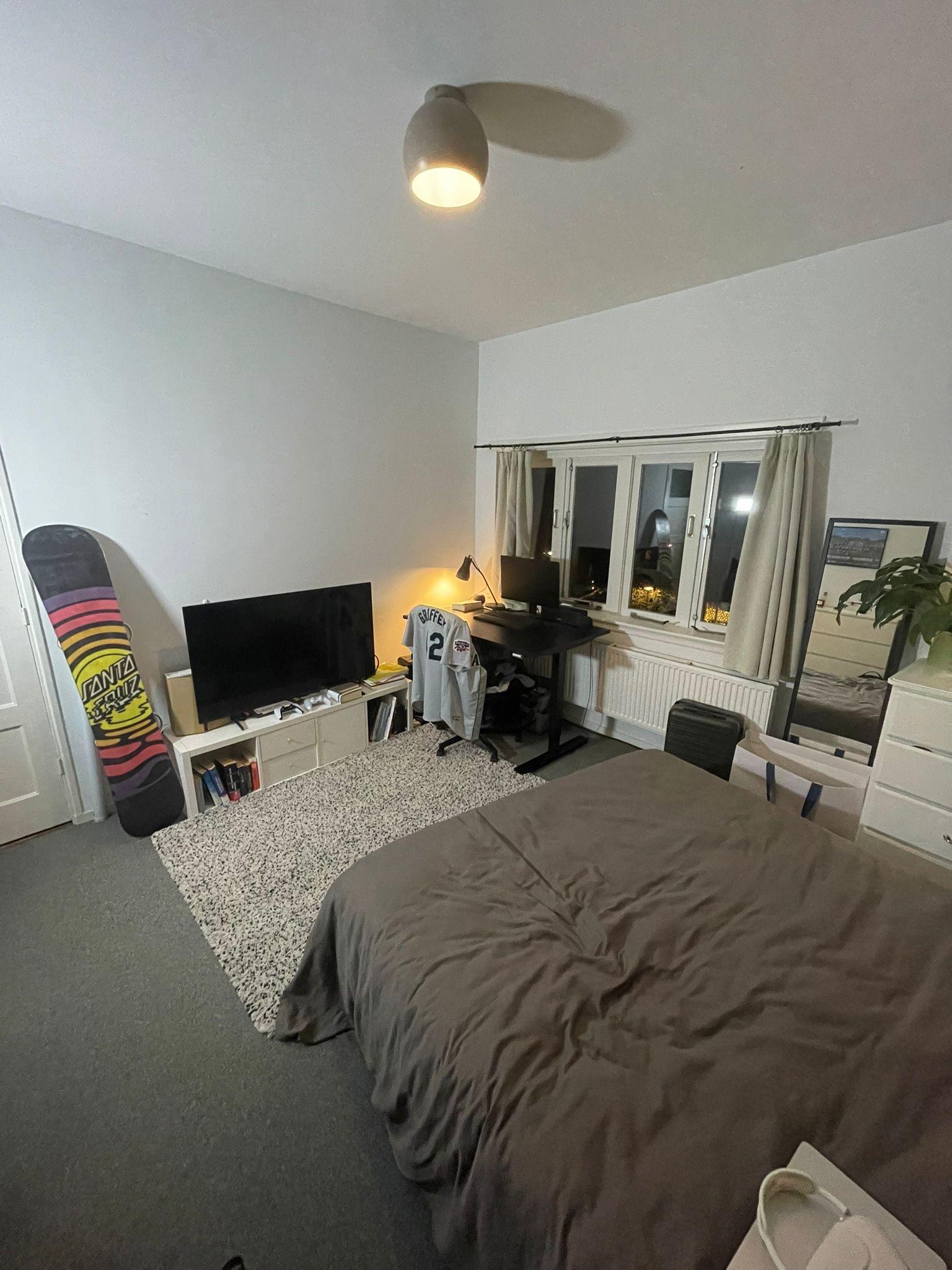 show all photos of Bandoengstraat