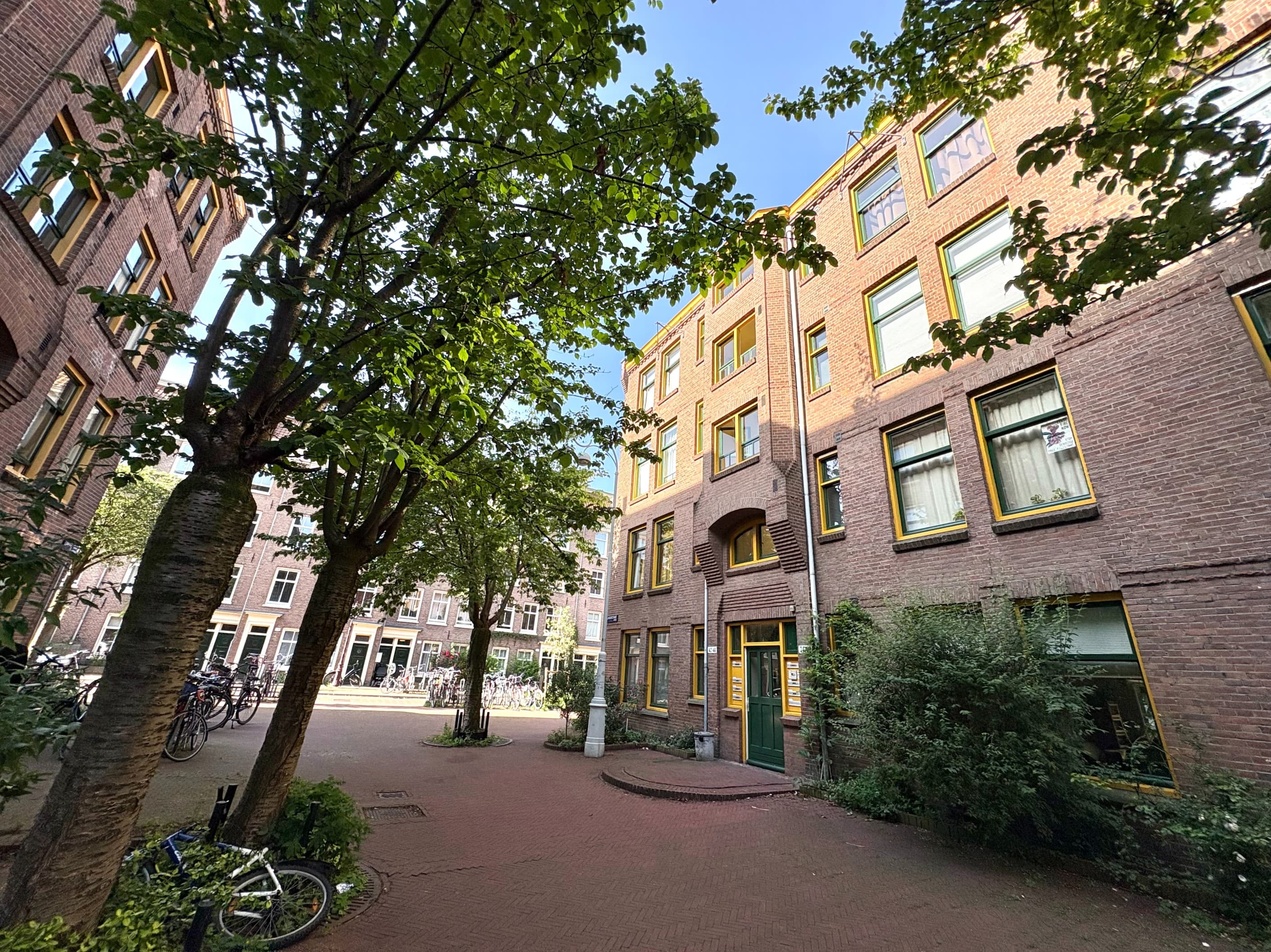 show all photos of Langkatstraat