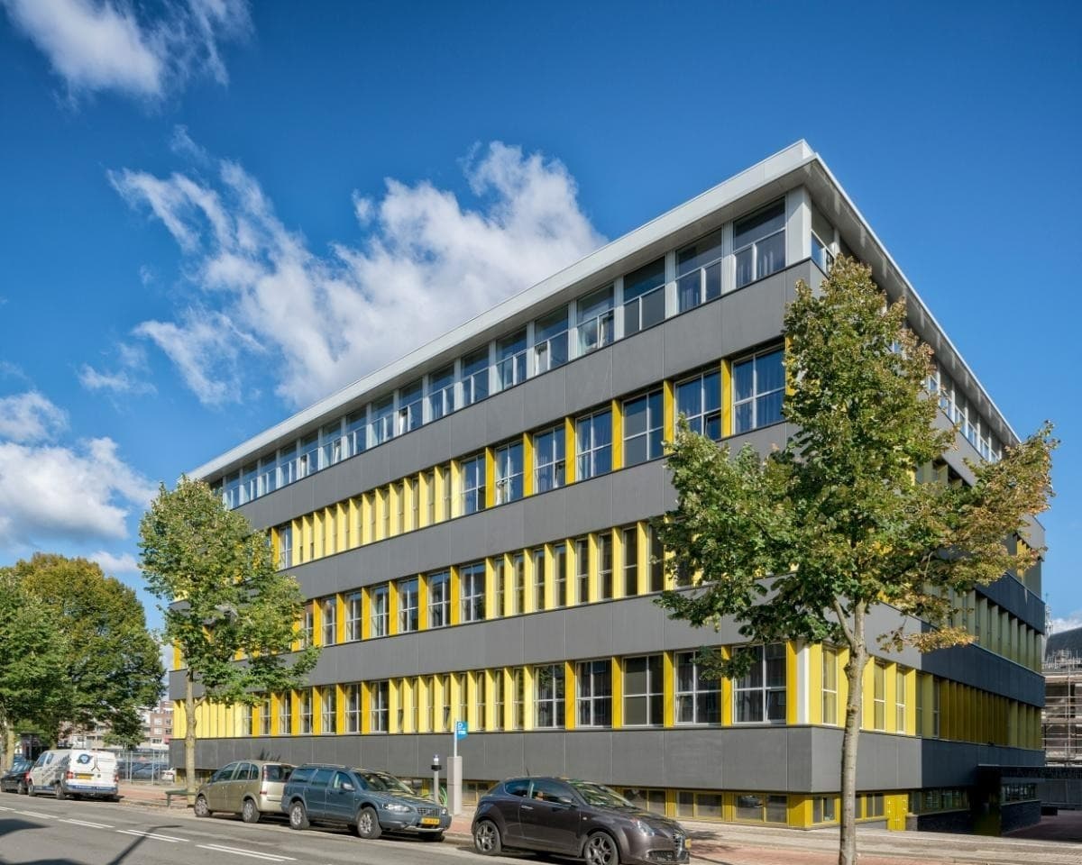 show all photos of Arien Verhoeffstraat