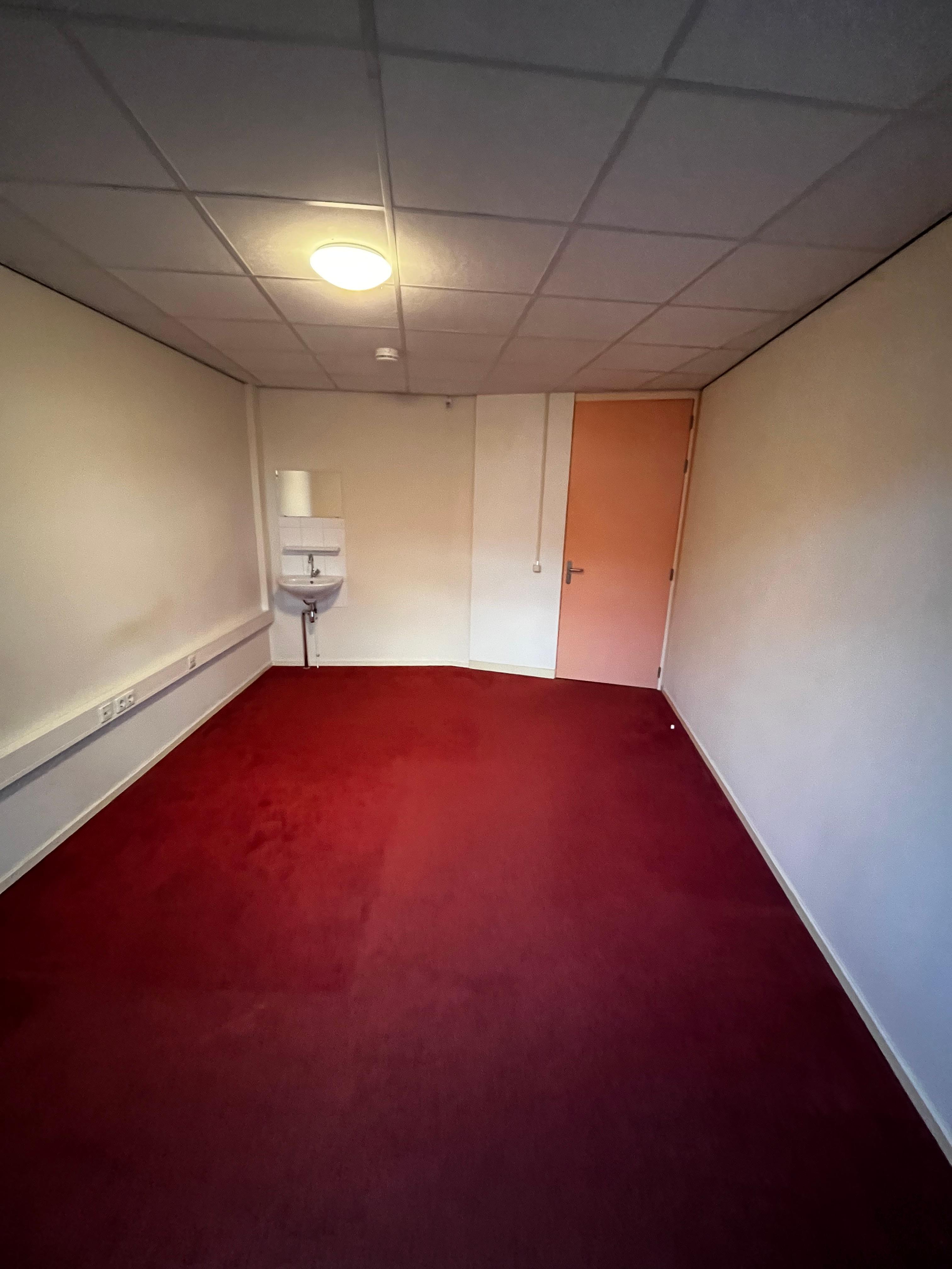 show all photos of Korevaarstraat