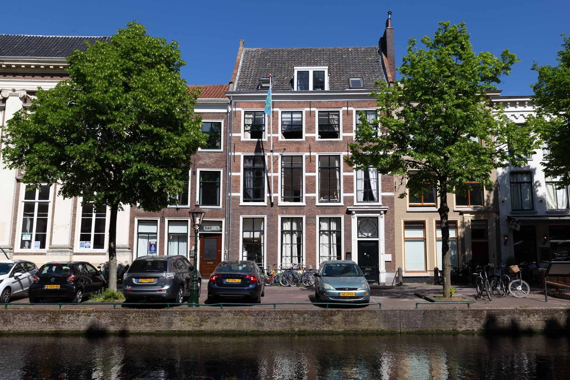 show all photos of Rapenburg