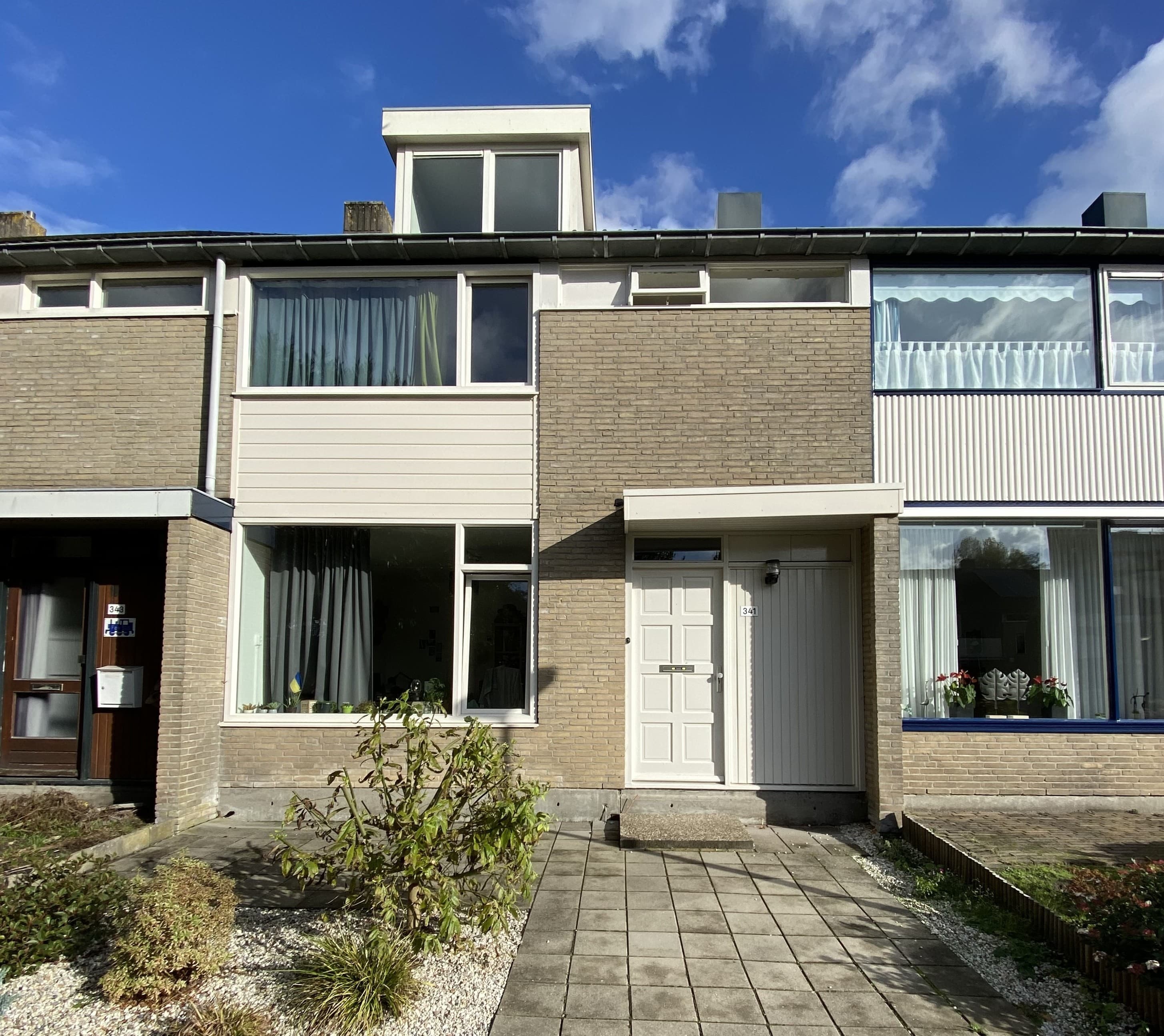 show all photos of Briljantstraat