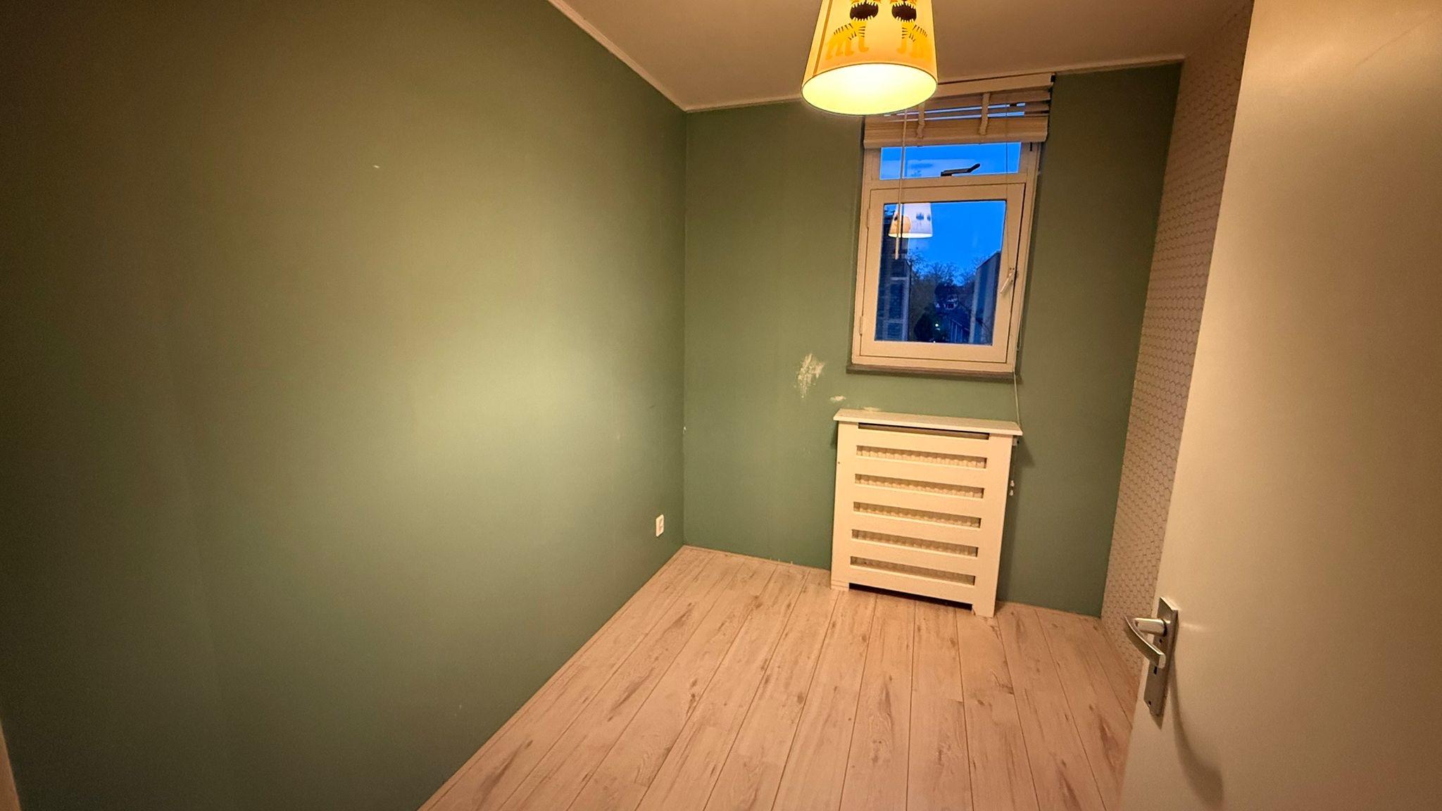 show all photos of Henry Moorepassage