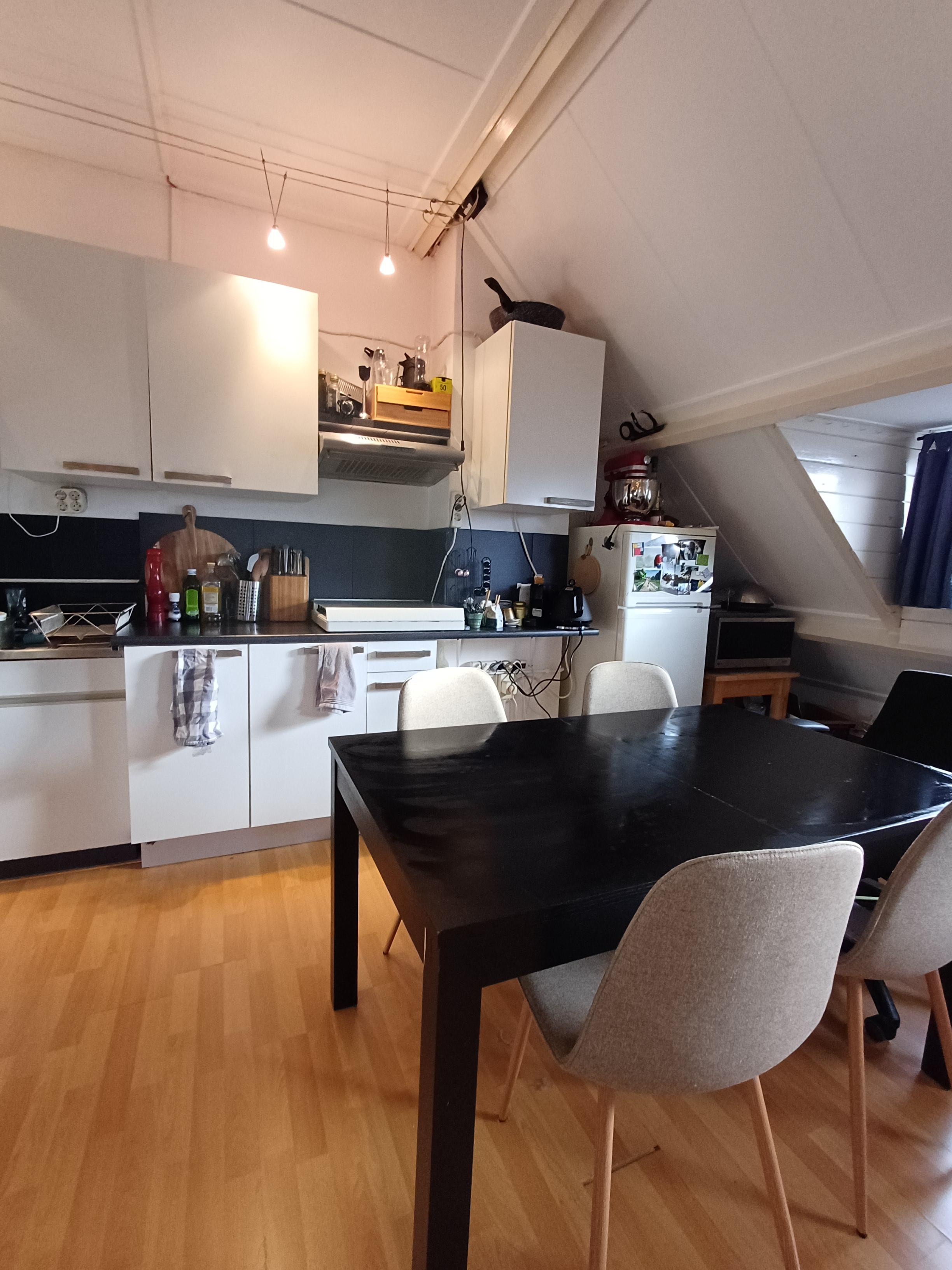 show all photos of Prof. van Bemmelenlaan