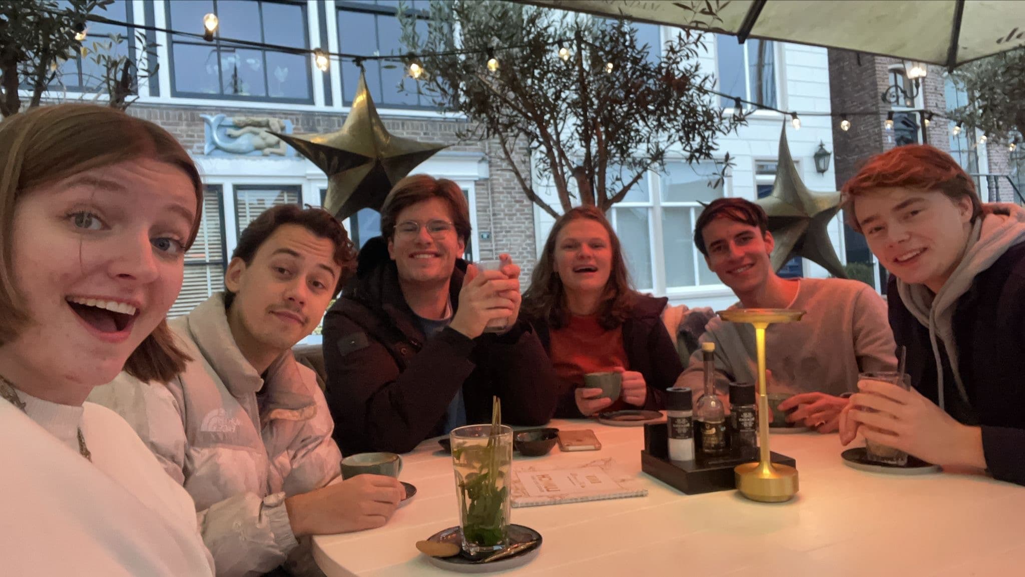 show all photos of E. du Perronlaan