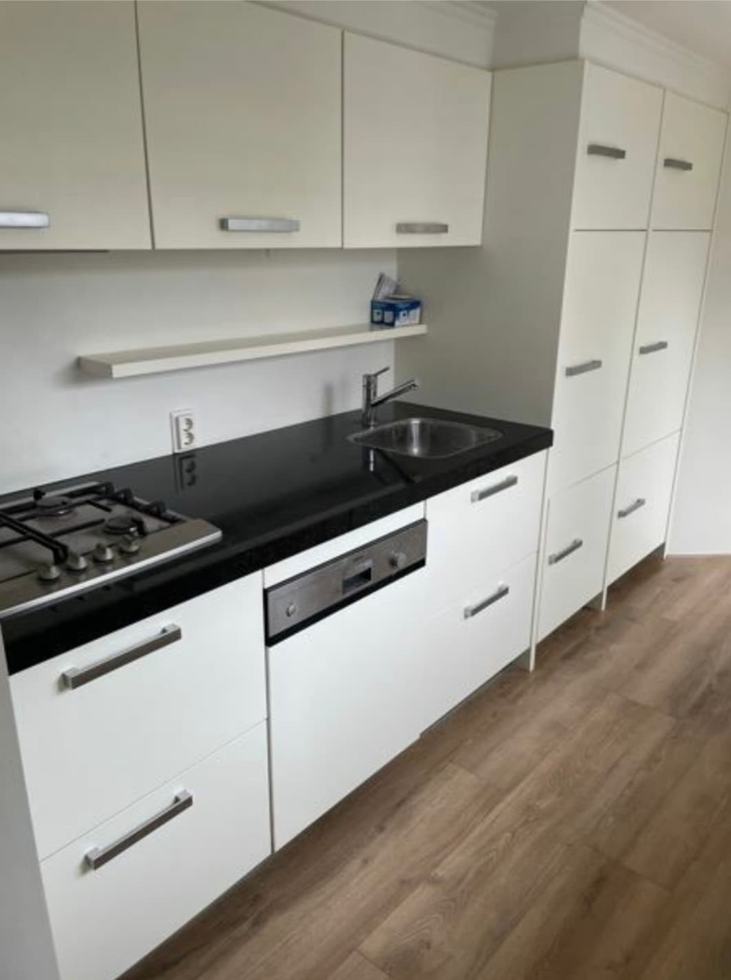 show all photos of Velveweg