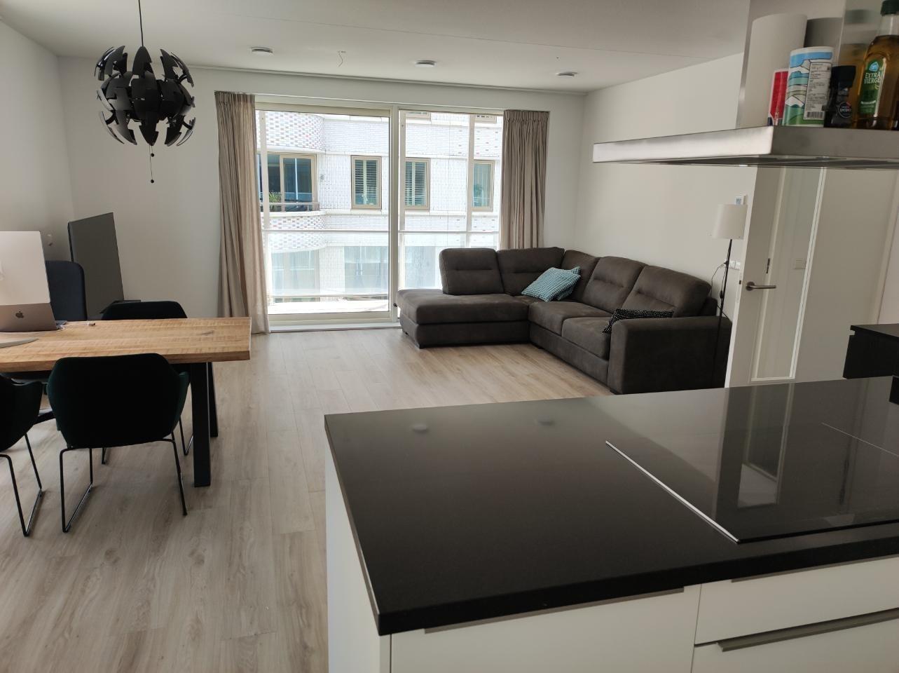 show all photos of Hammarbystraat