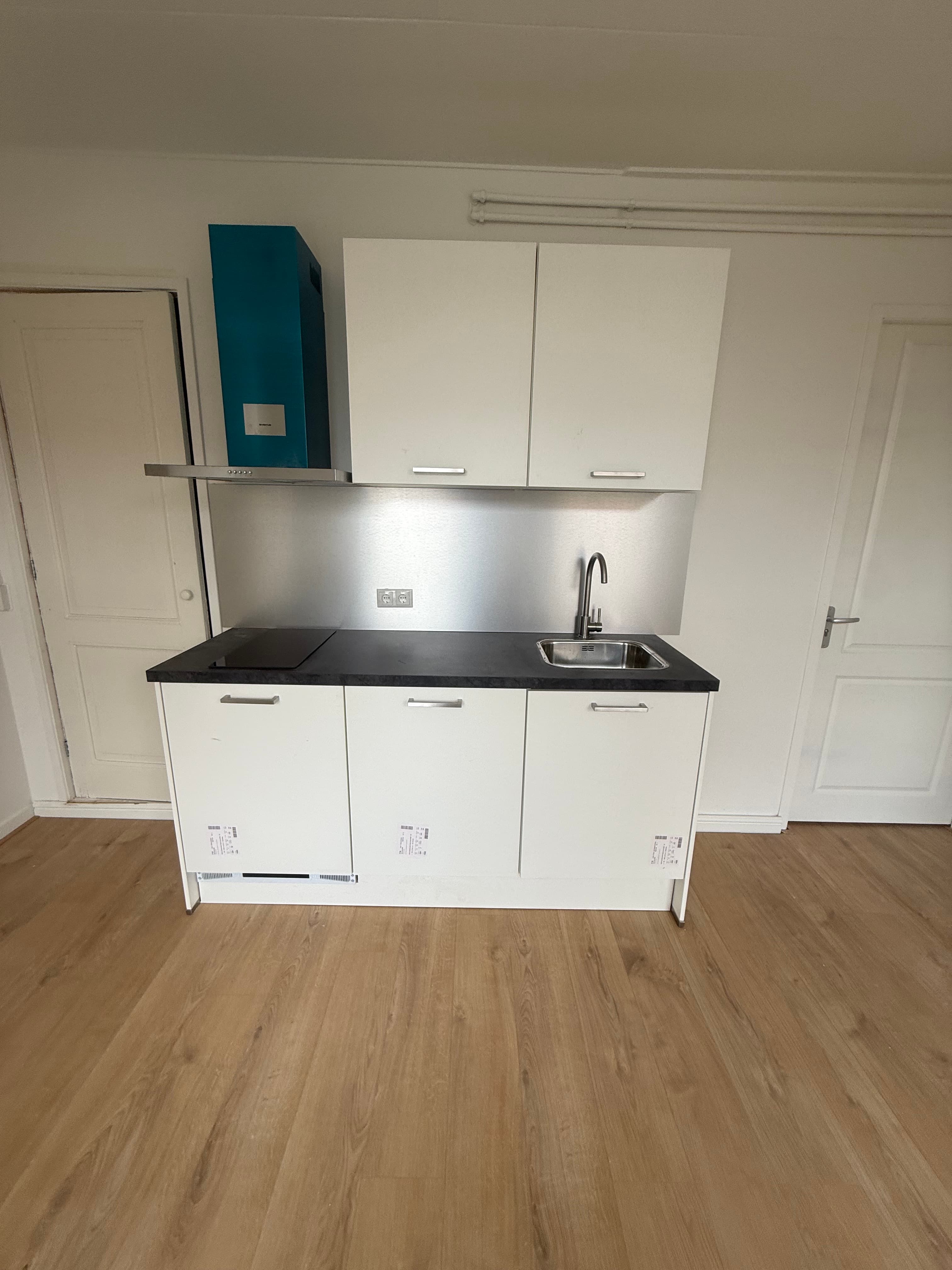 show all photos of Willem Lodewijkstraat