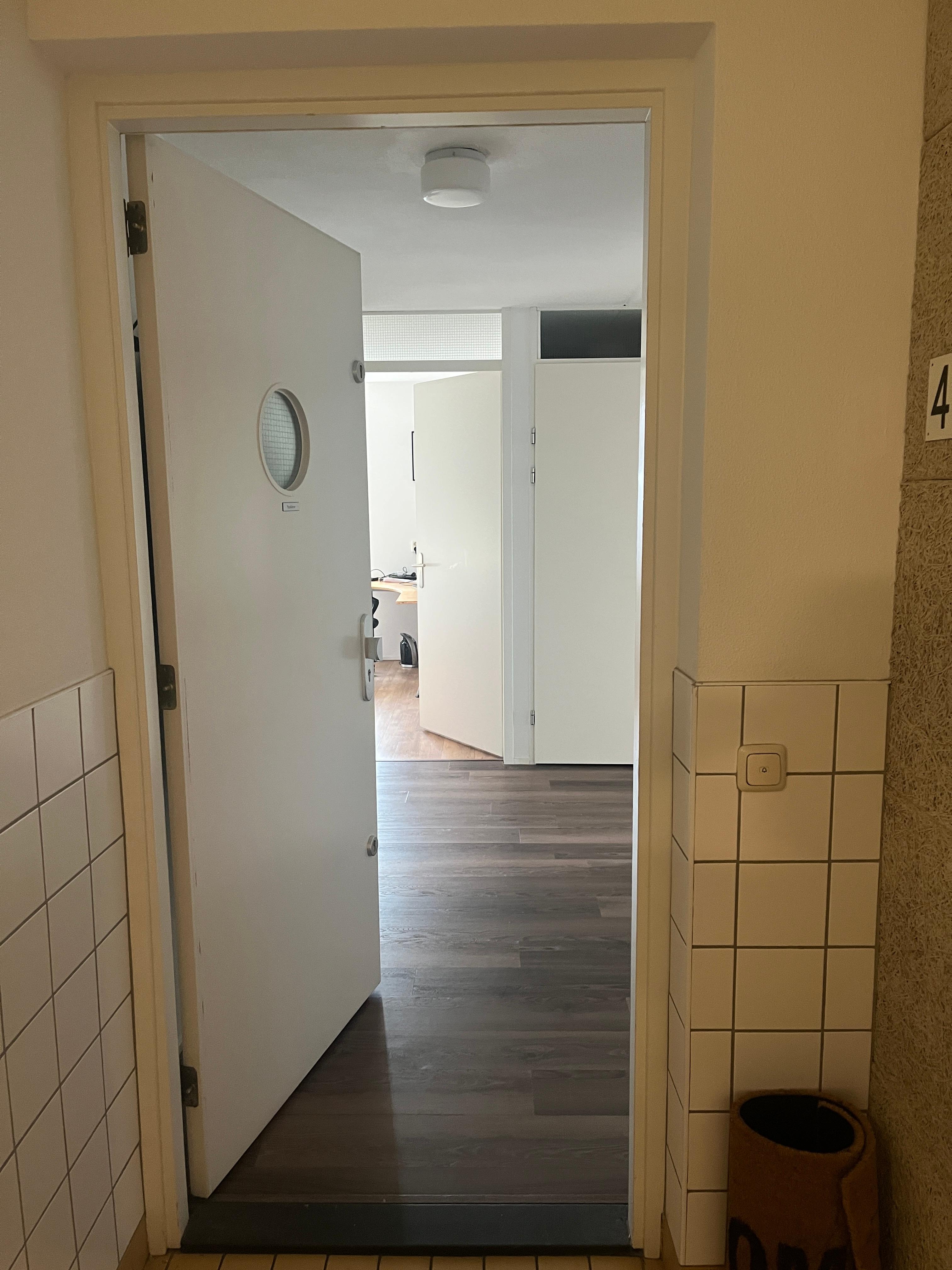 show all photos of Jan de Jonghkade