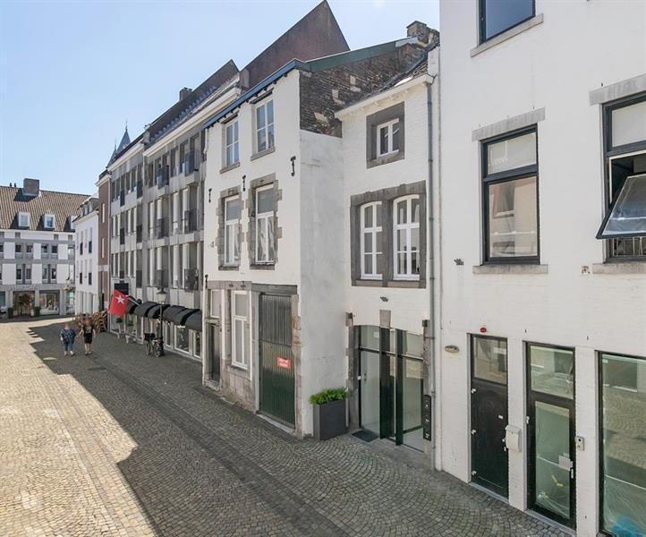 show all photos of Havenstraat