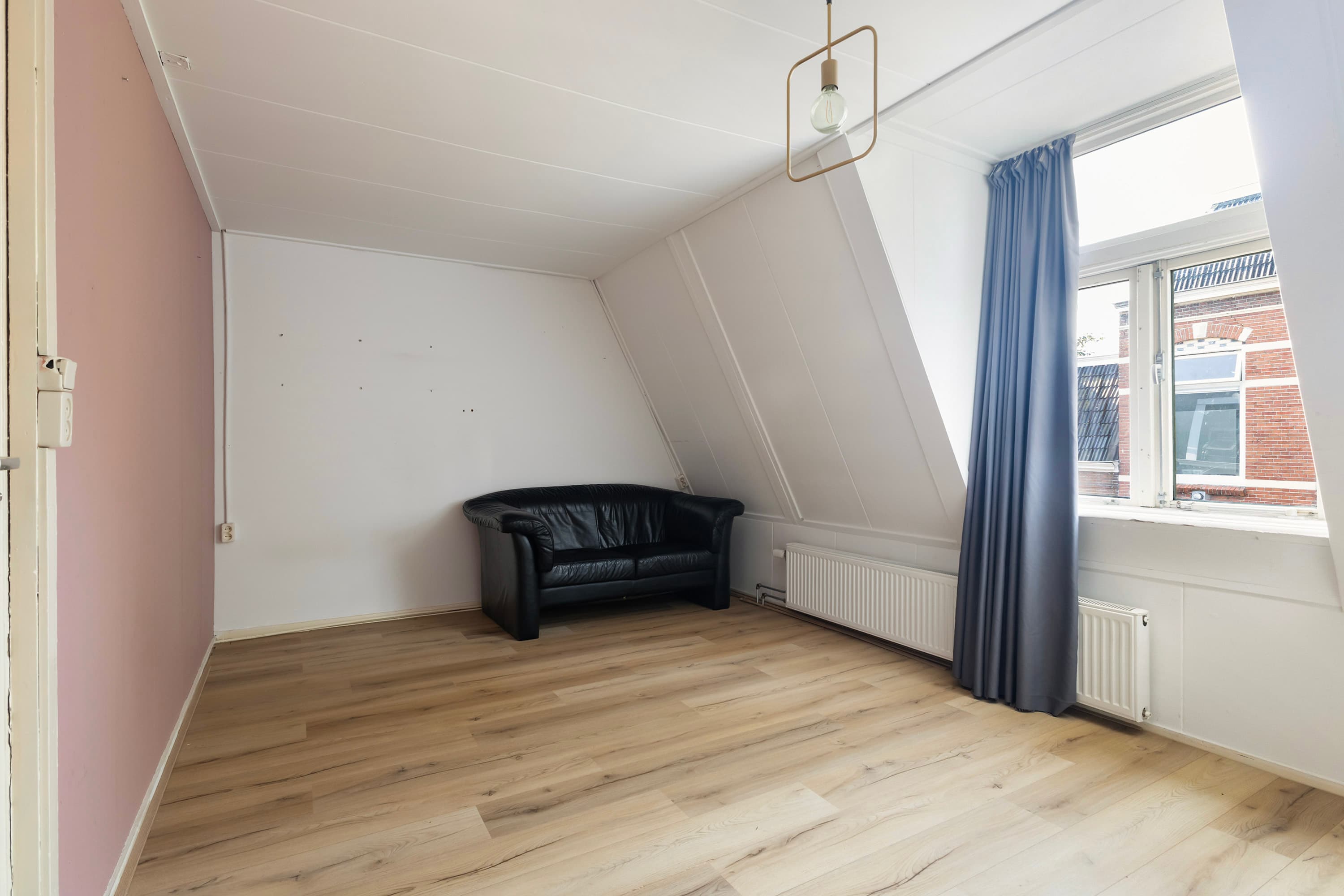 show all photos of Harlingerstraat