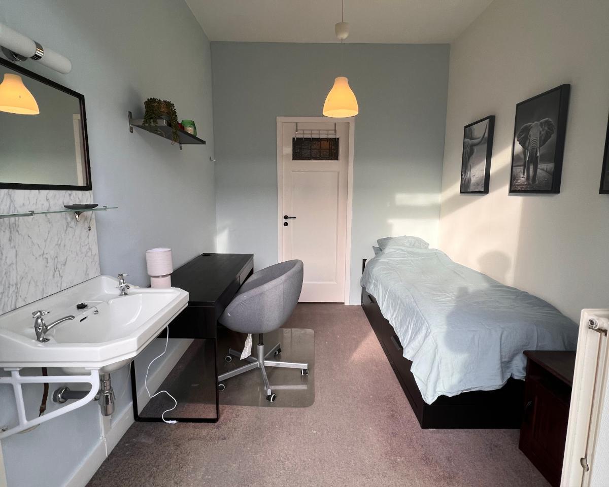 show all photos of Soestdijksekade