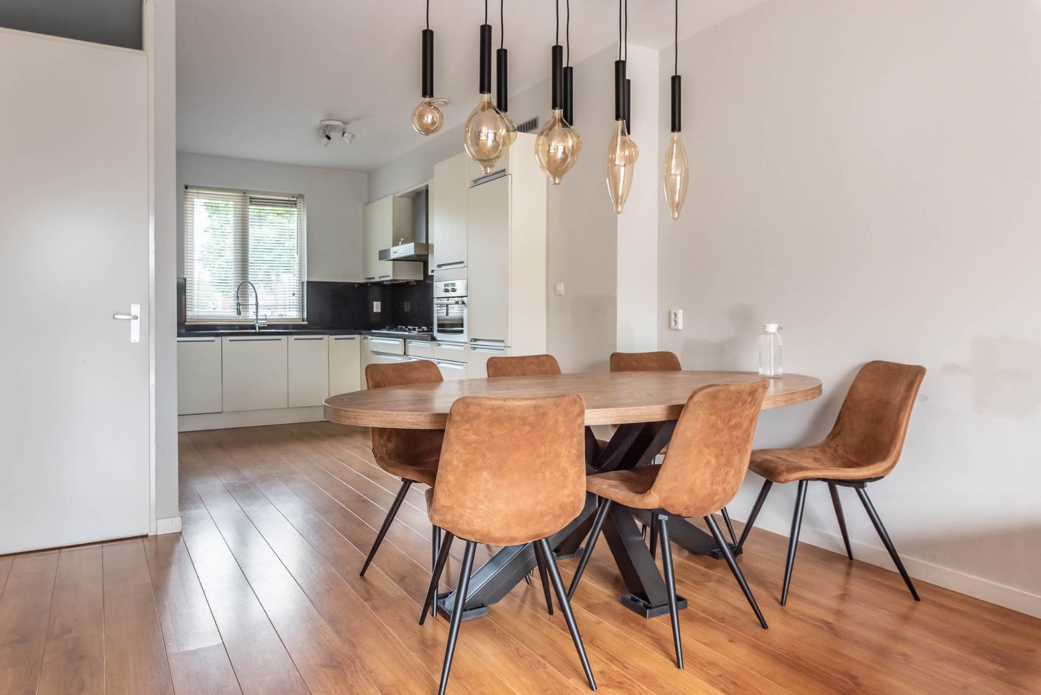 show all photos of Meeuwenstraat