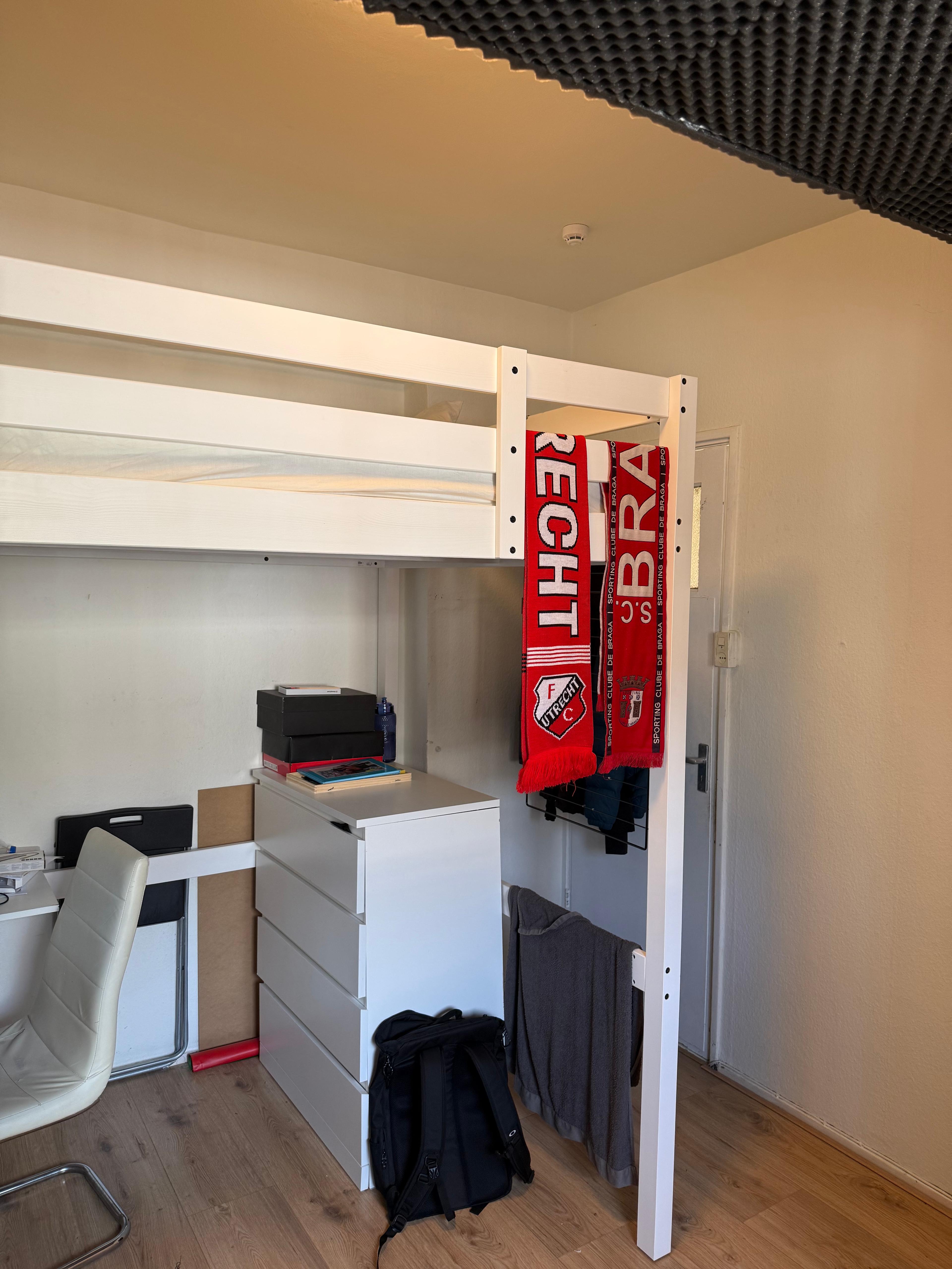 show all photos of Queridostraat