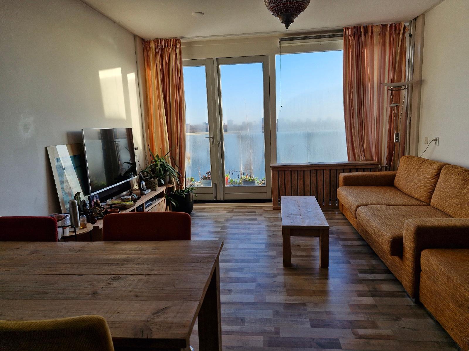 show all photos of Nicolaas Anslijnstraat