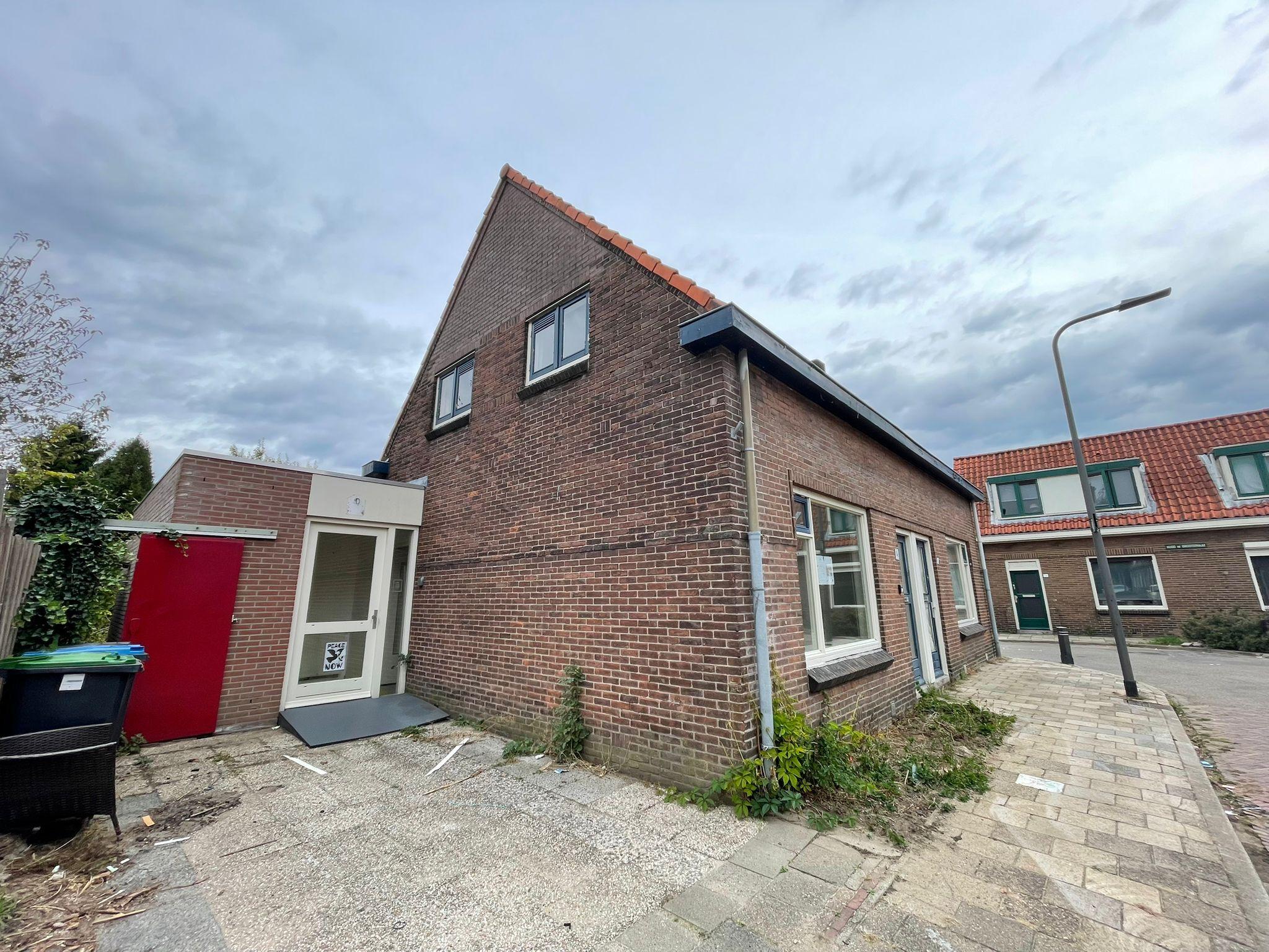show all photos of Caspar Fagelstraat