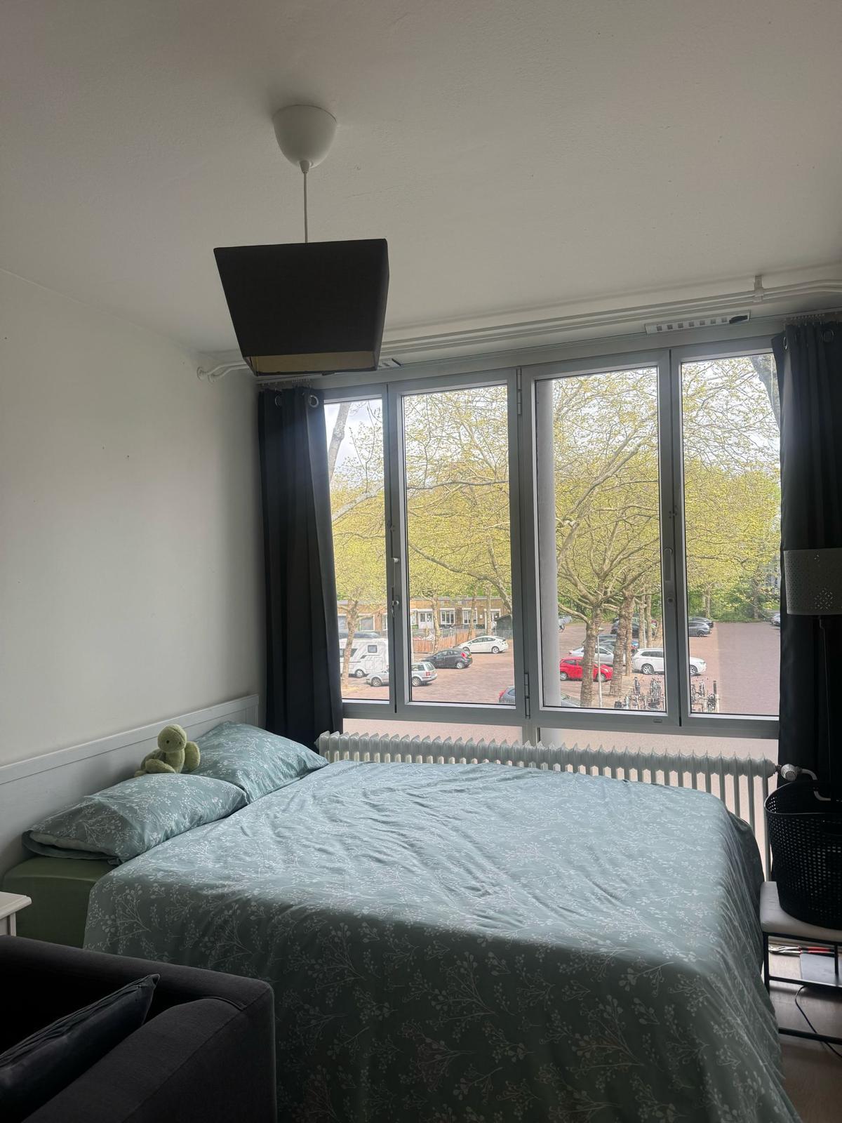 show all photos of Bovenover