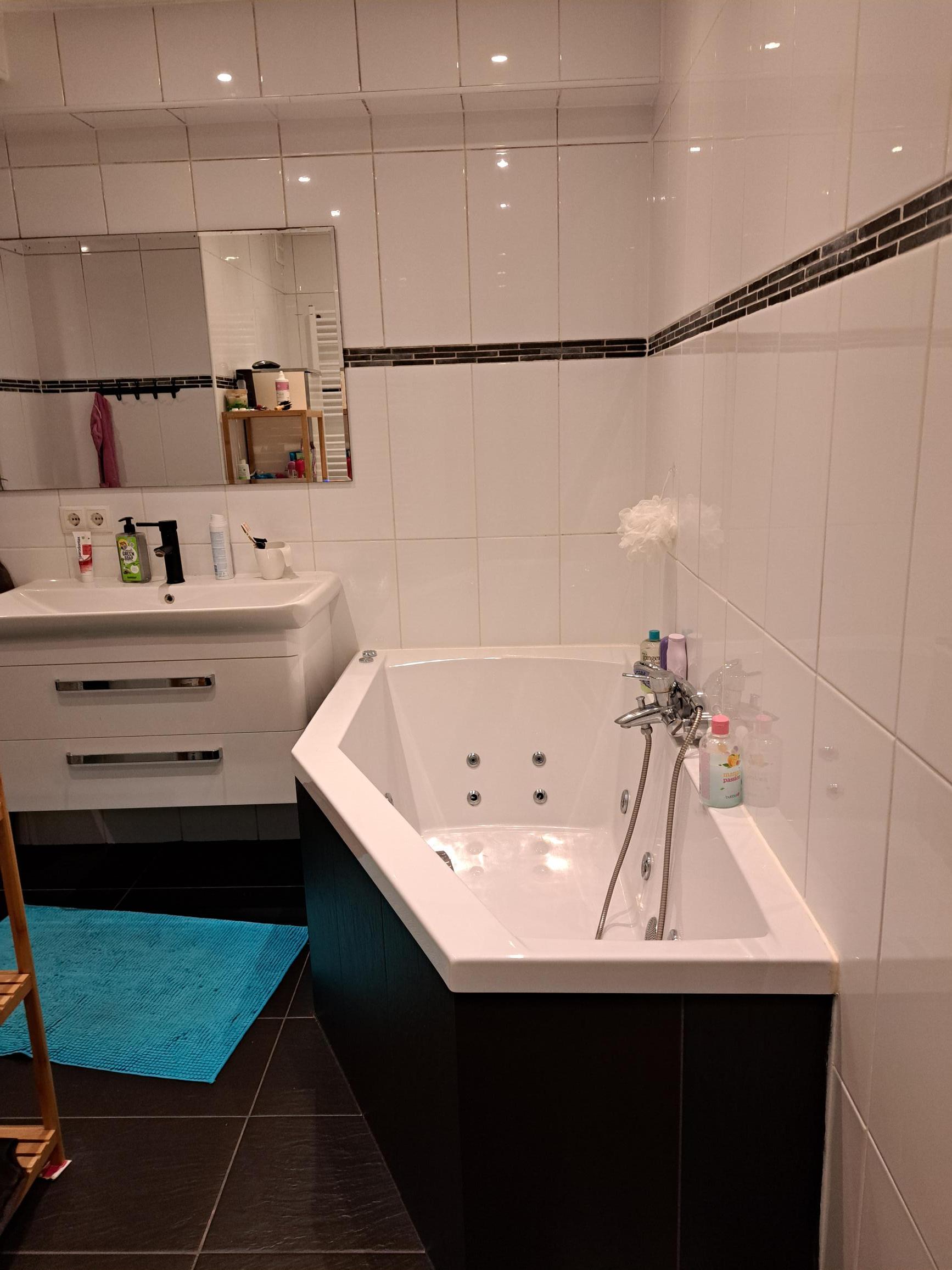 show all photos of Roer